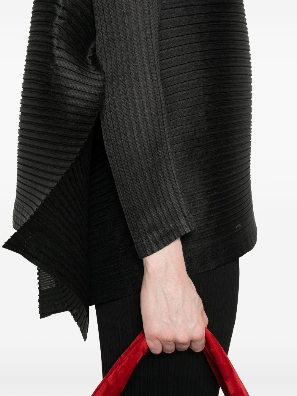 ss25---issey miyake---im56fj67015_3_p.jpg
