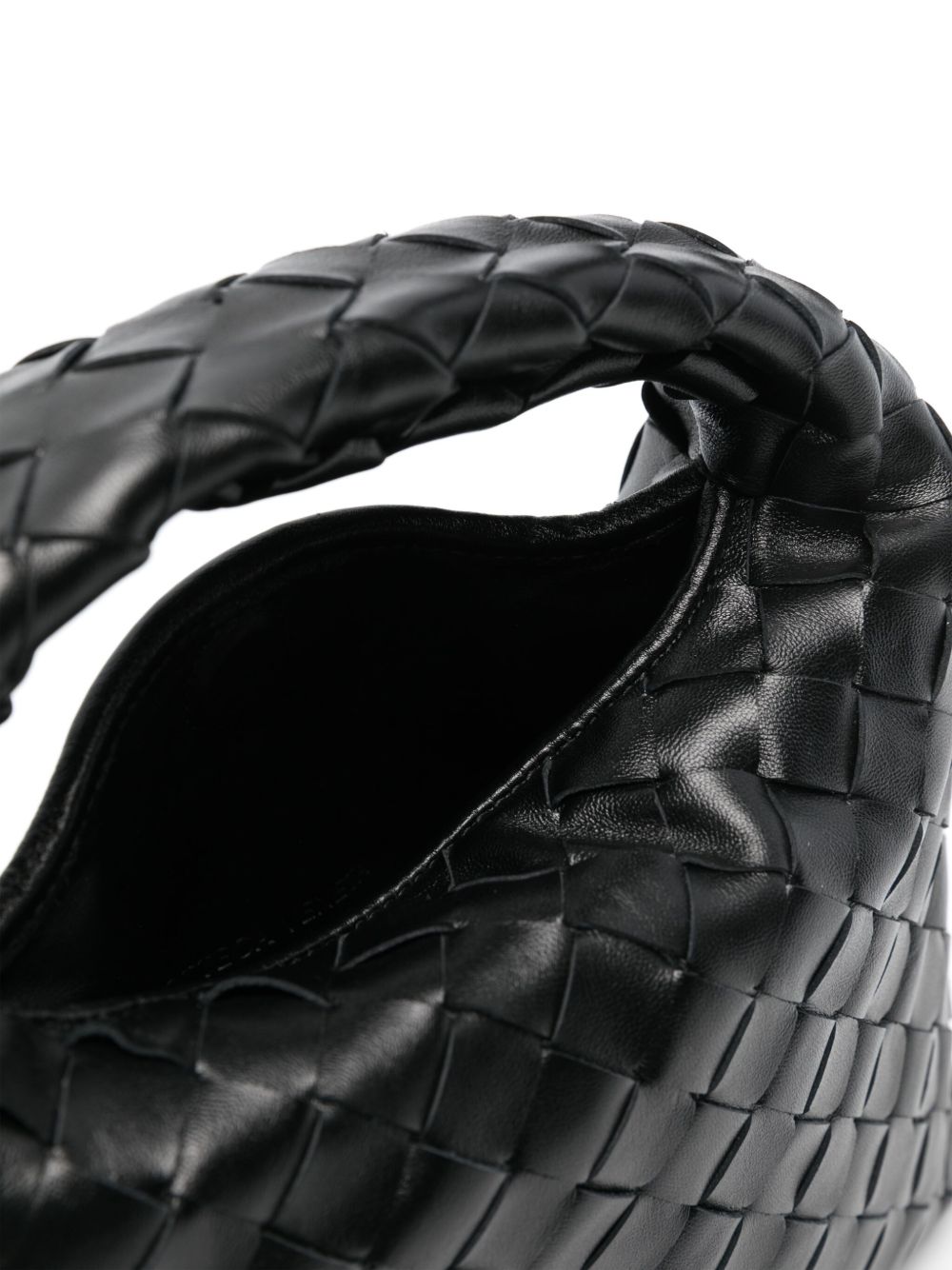 ss25---bottega veneta pre---777586v3iv11139_2_p.JPEG