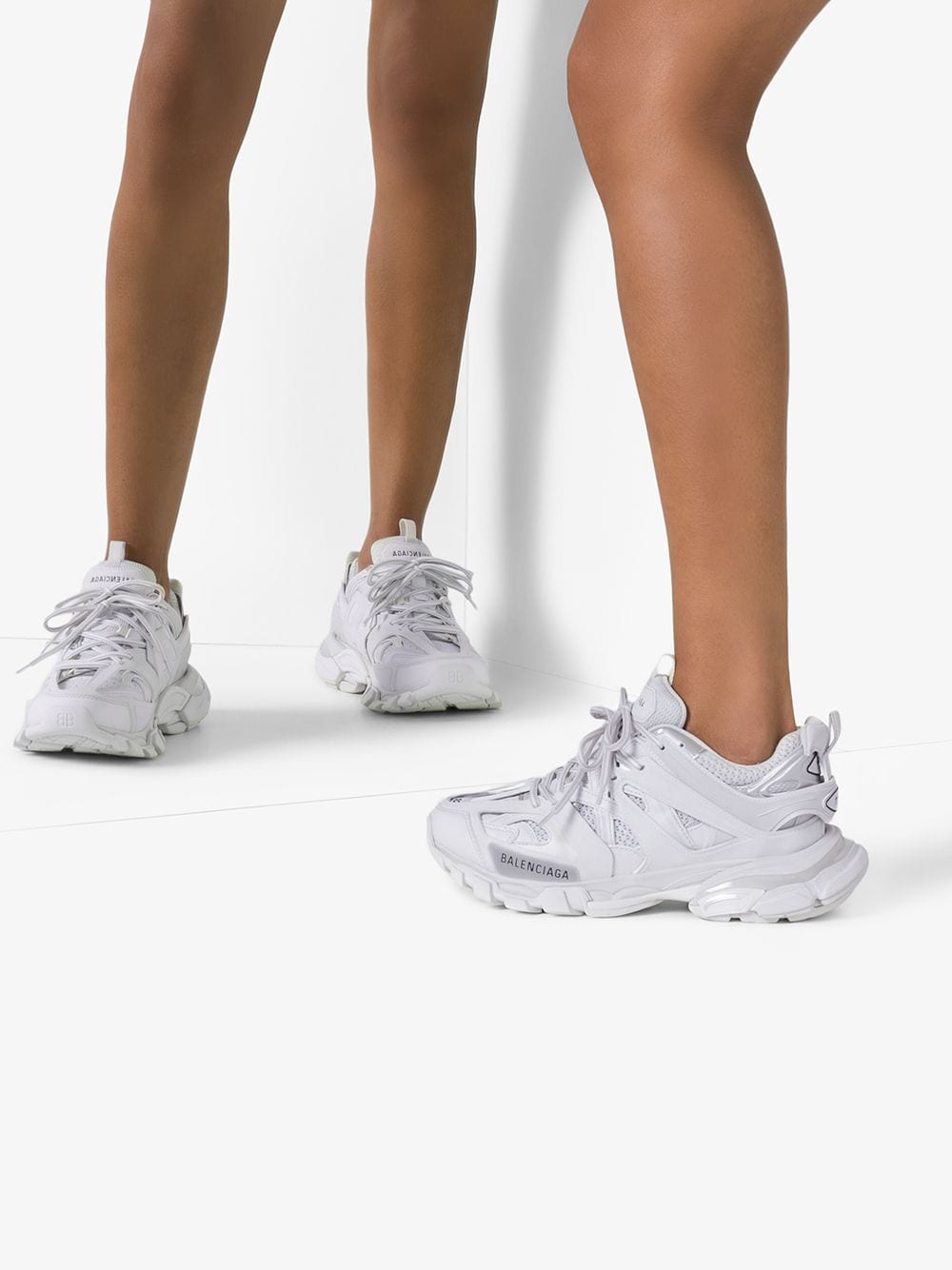 ss25---balenciaga pre---542436w1gb19000_2_p.jpg