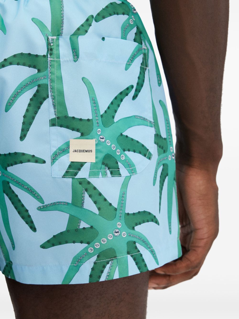 ss25---jacquemus---255sw01324073ej_1_p.JPEG