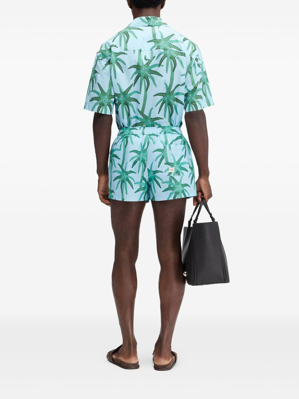 ss25---jacquemus---255sw01324073ej_2_p.JPEG