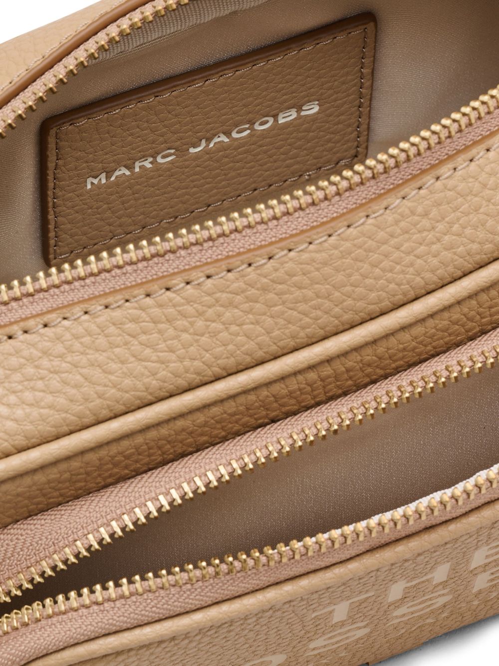 ss25---marc jacobs main---2s5hcr002h02230_6_p.jpg