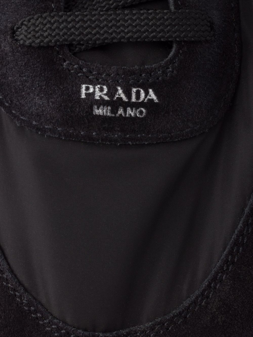 ss25---prada main---2eg479d7cf0002_1_p.JPEG