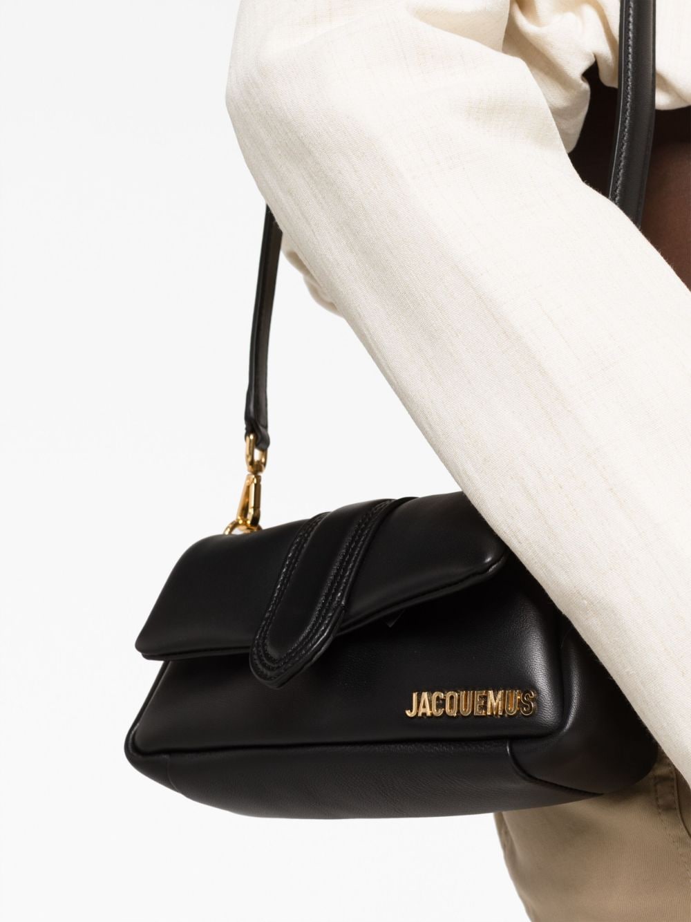 ss25---jacquemus---233ba3353073990_4_p.JPEG