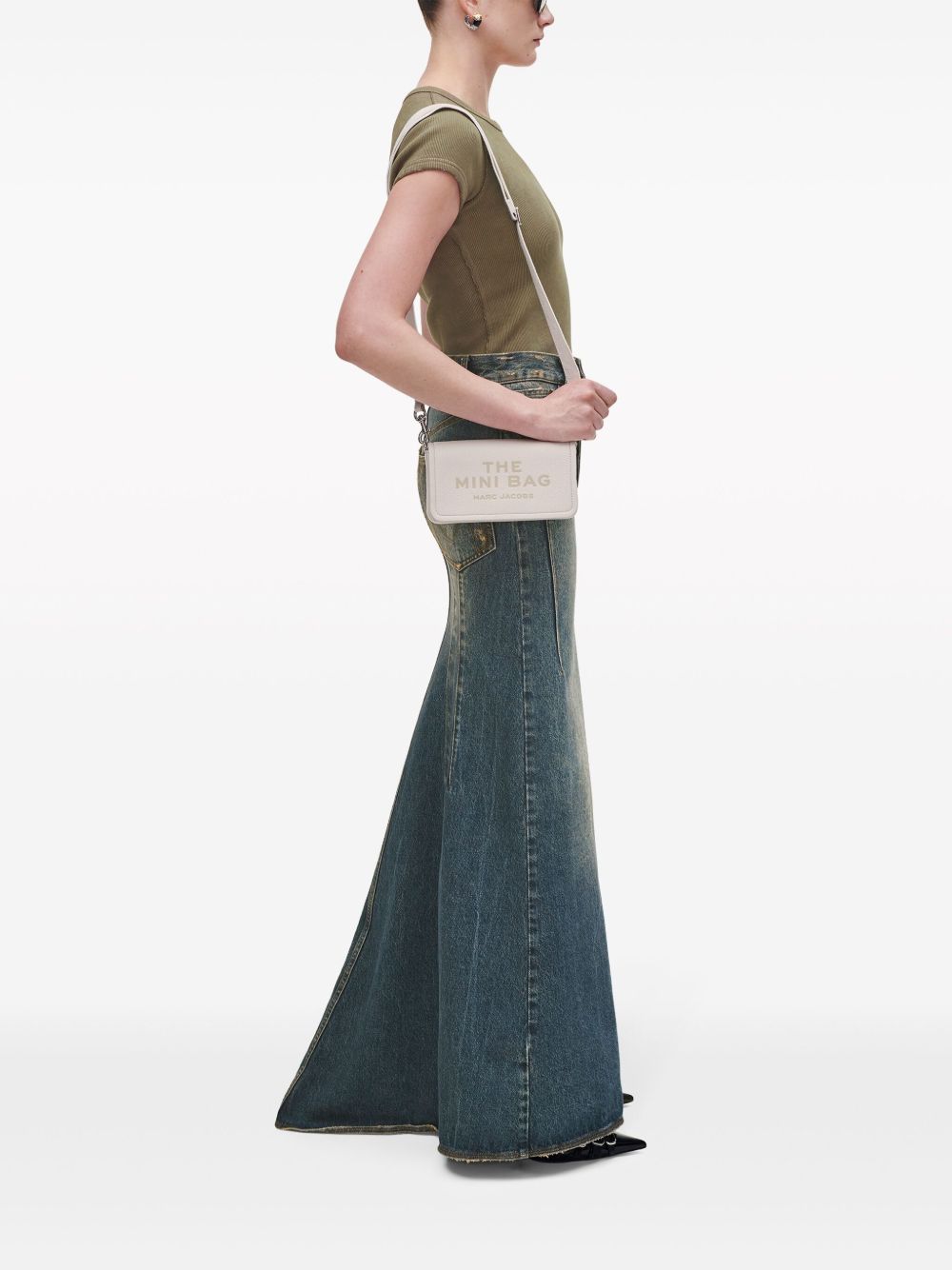 ss25---marc jacobs main---2s4smn080s02137_3_p.jpg