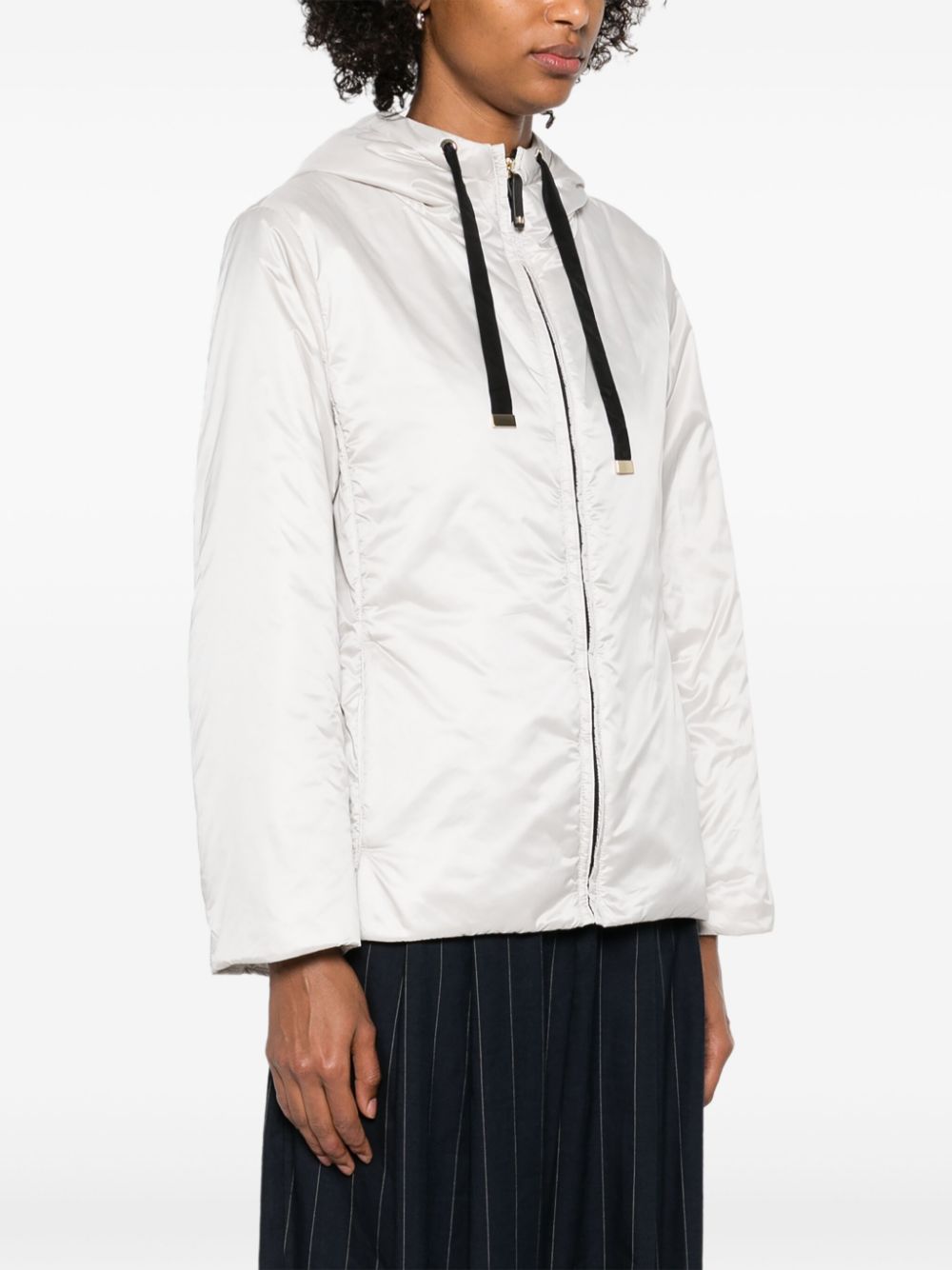 ss25---max mara the cube pre---19481024600015_1_p.jpg