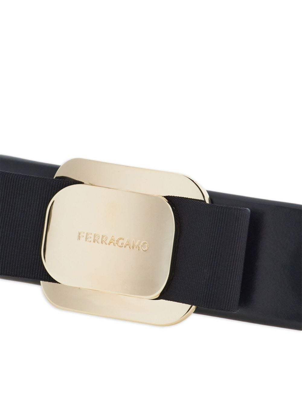 ss25---ferragamo pre---340421771551001_1_p.jpg