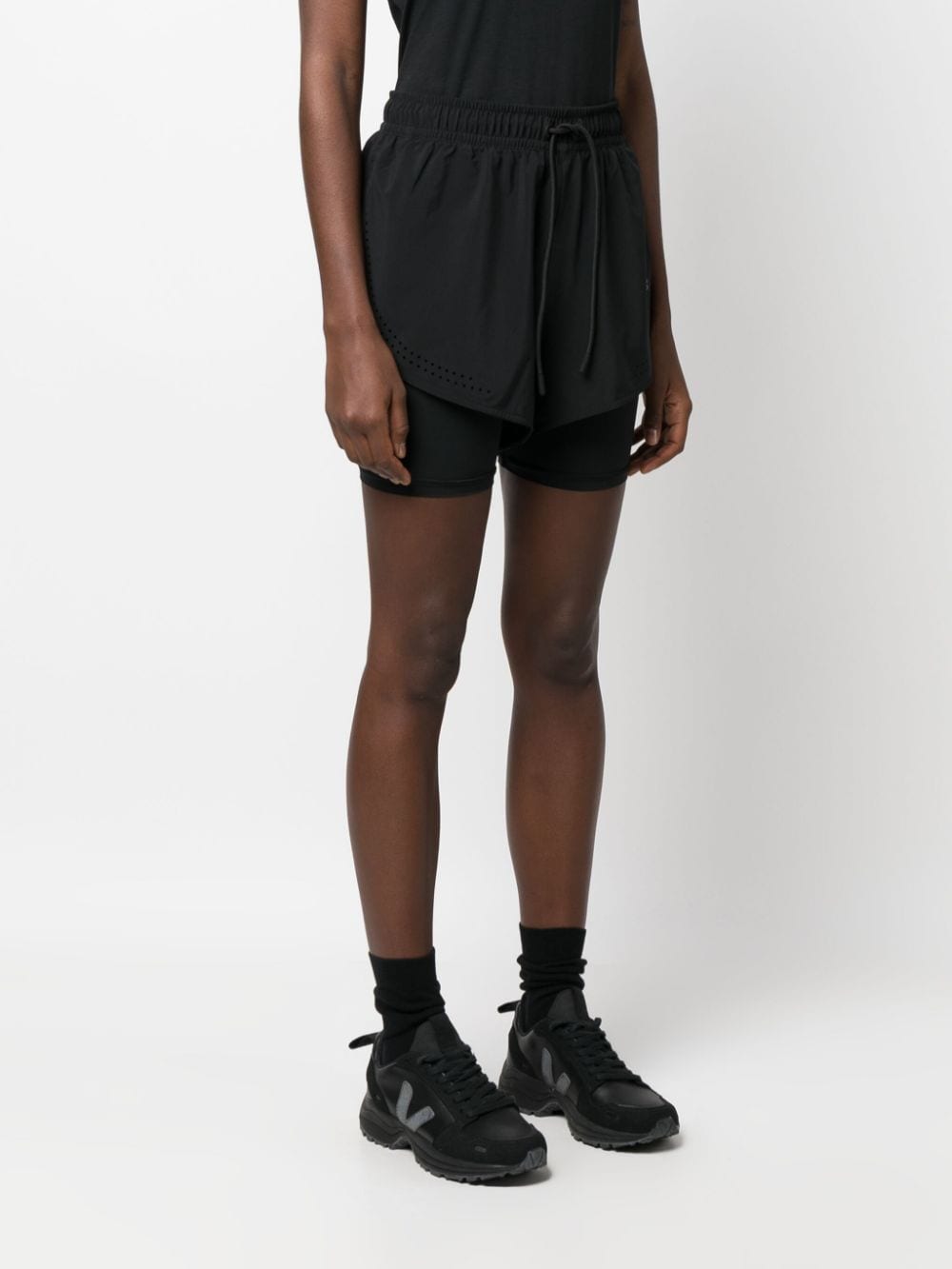 ss25---adidas by stella mccartney main---ib6824black_3_p.jpg