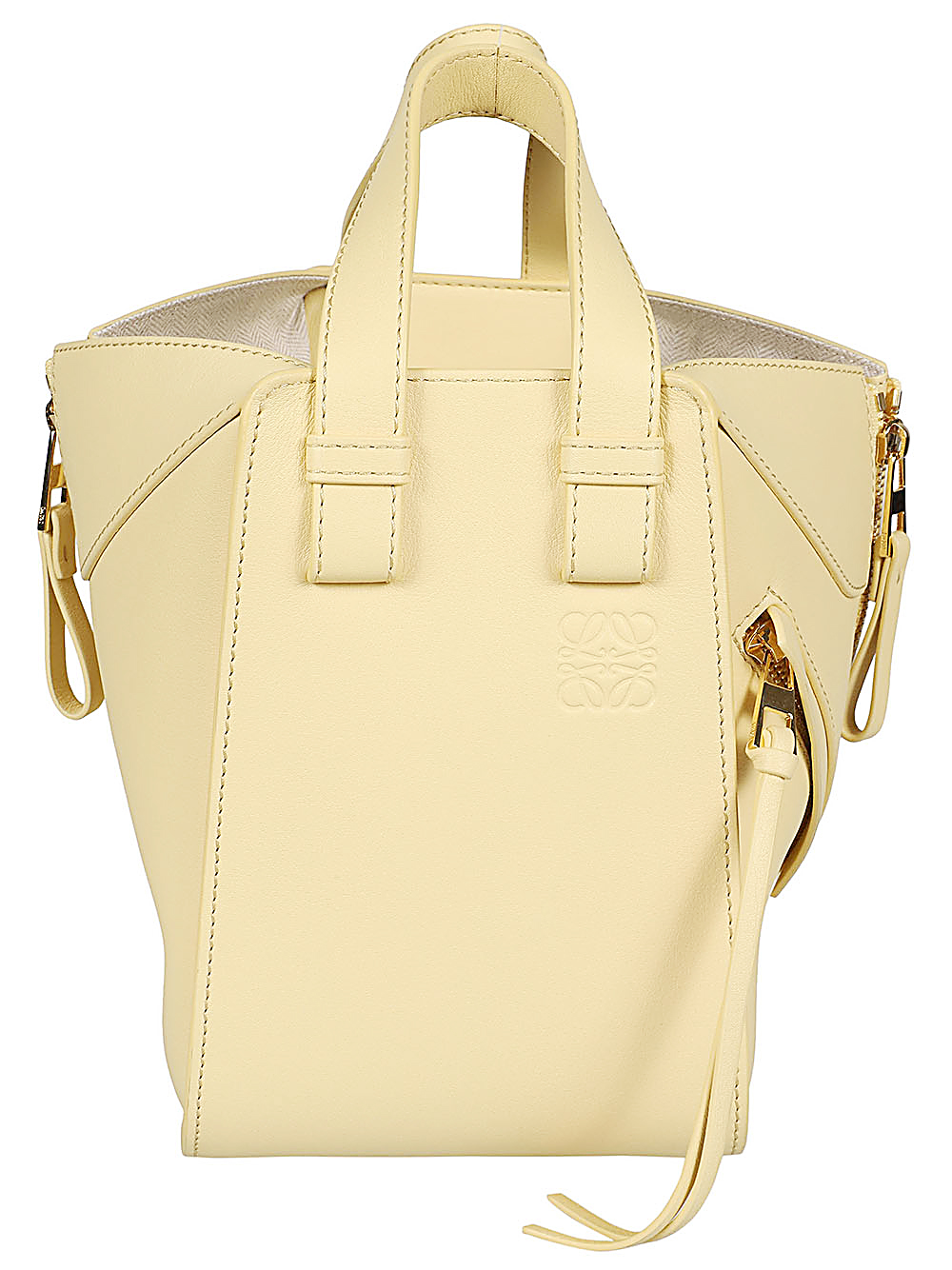 ss24---loewe pre---a538h13x108000.JPEG