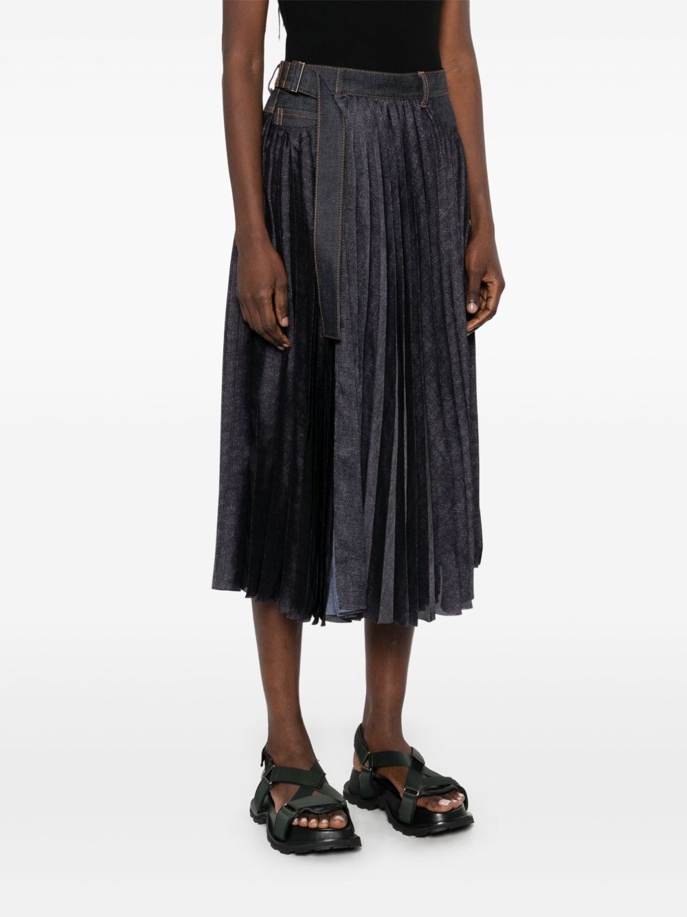 ss25---sacai pre---25-07718499_3_p.jpg