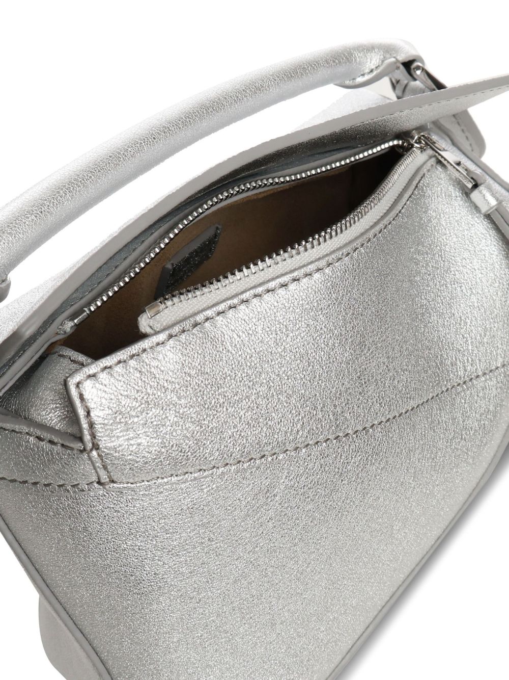 ss25---loewe pre---a510p88x431160_3_p.jpg