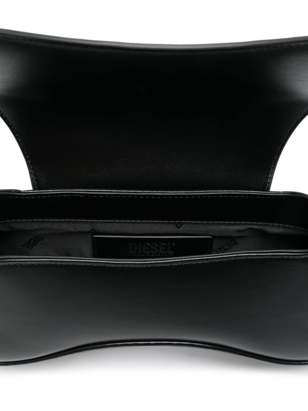 ss25---diesel pre---x10221pr227t8013_1_p.jpg