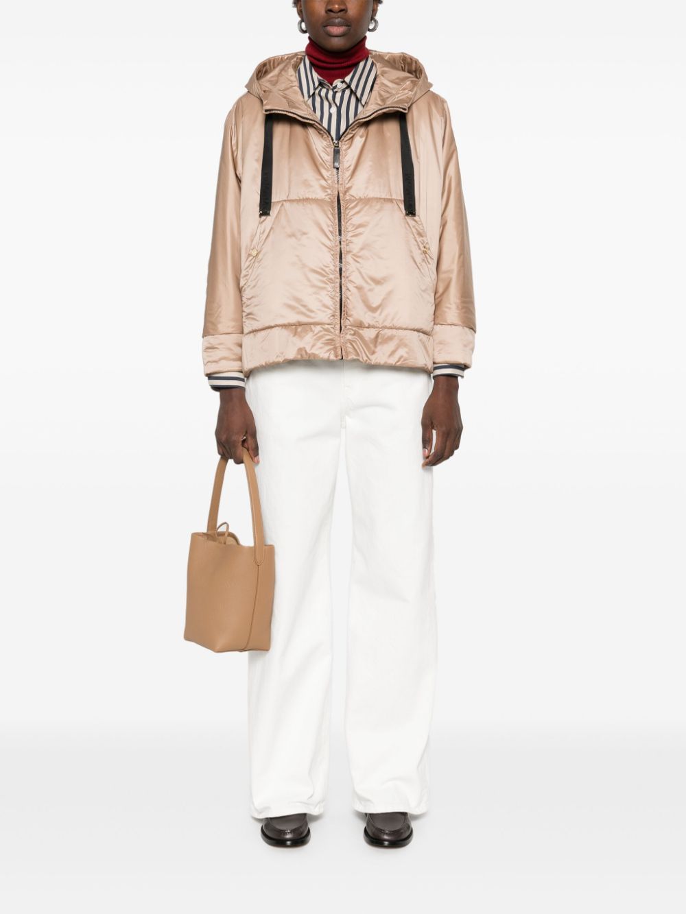ss25---max mara the cube pre---19731014600094_4_p.jpg