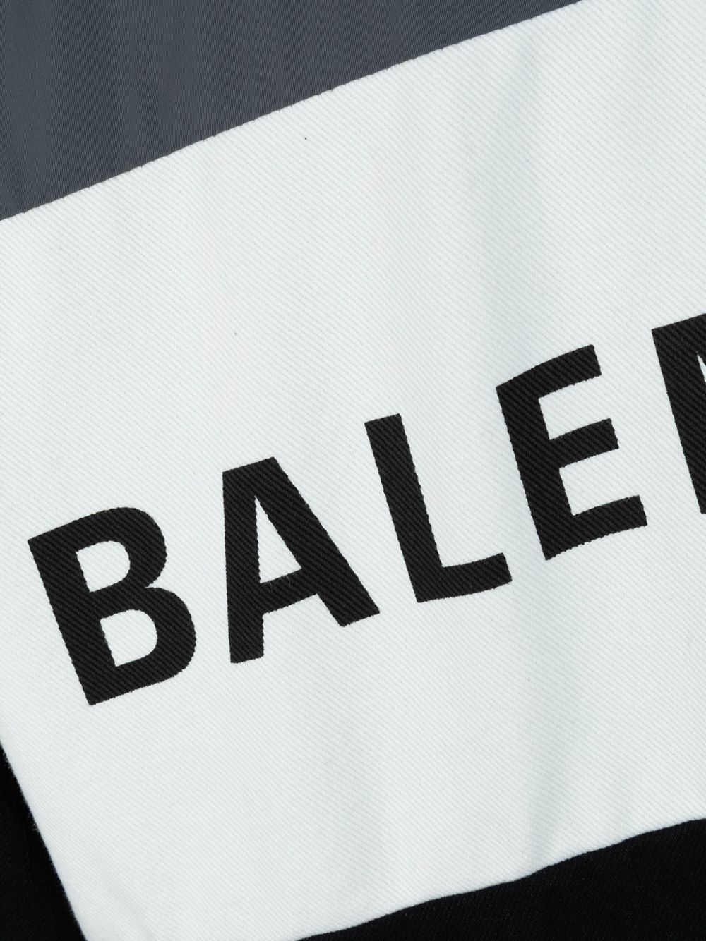 ss25---balenciaga pre---822843trw586412_2_p.jpg