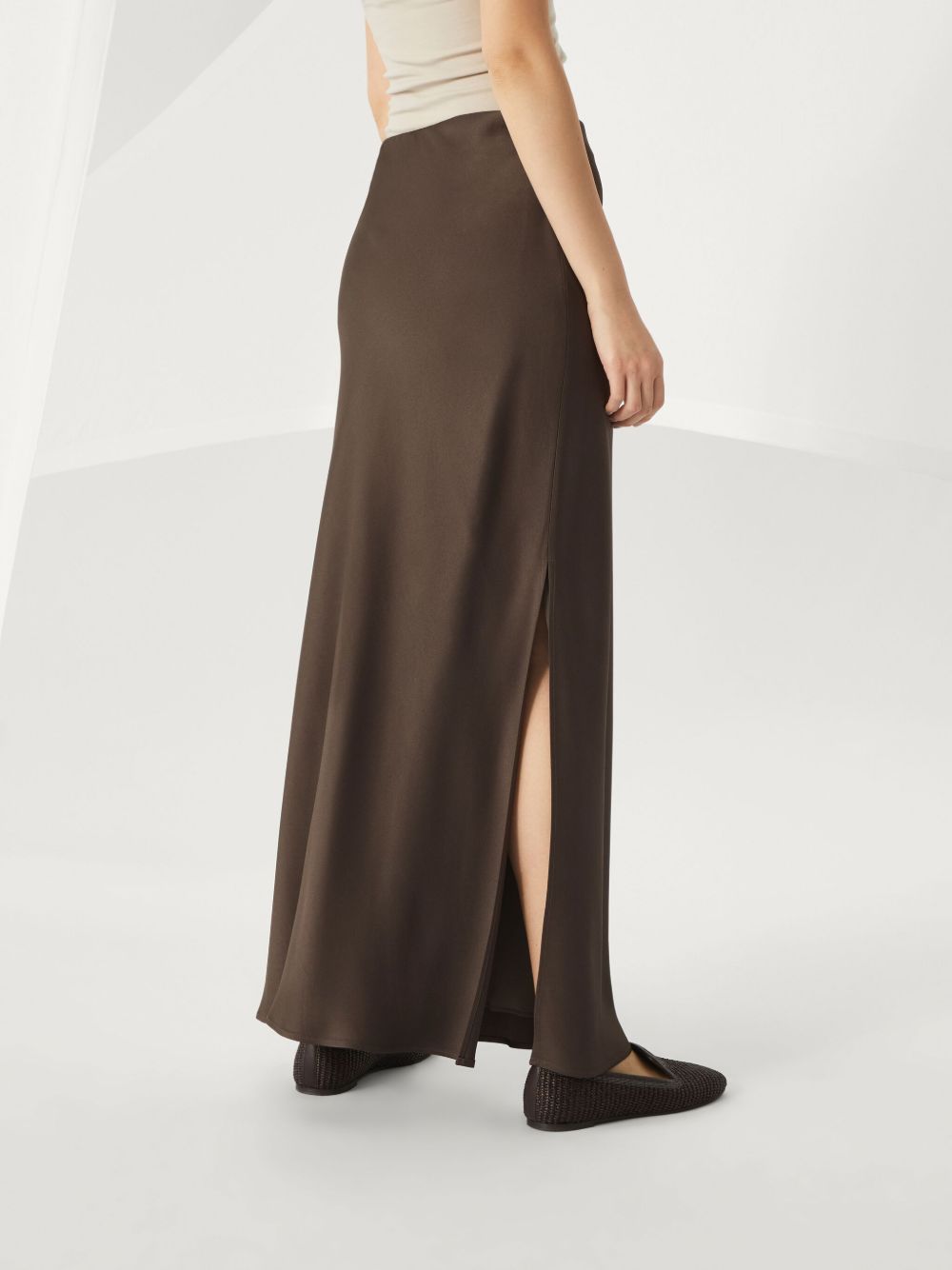 ss25---brunello cucinelli capsule---m0h38g3396c2925_2_p.JPEG