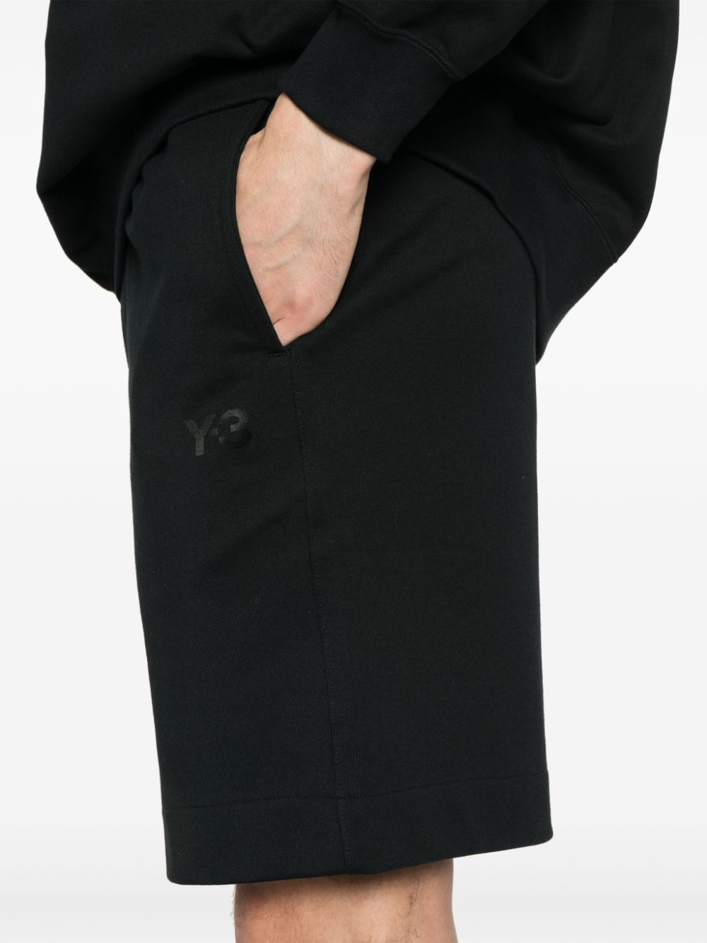 ss25---y-3---jn4939black_1_p.JPEG