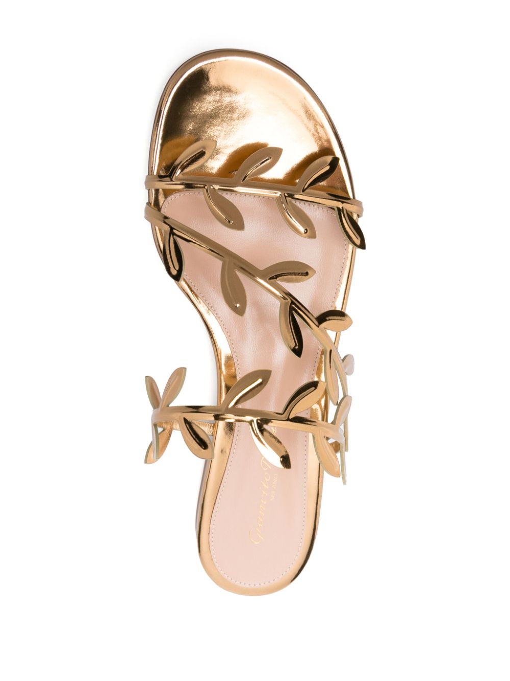 ss25---gianvito rossi pre---g1568005ricmetmeko_3_p.jpg