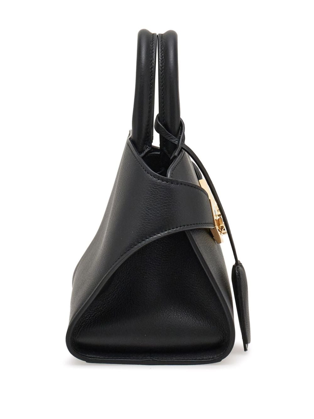 ss25---ferragamo pre---215975768853009_4_p.jpg