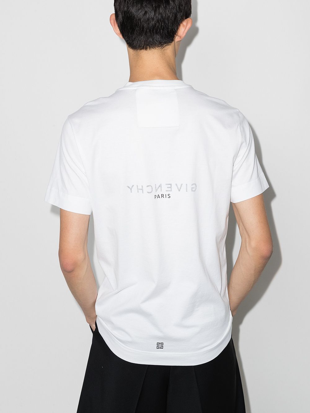 ss25---givenchy main---bm71653y6b100_3_p.jpg