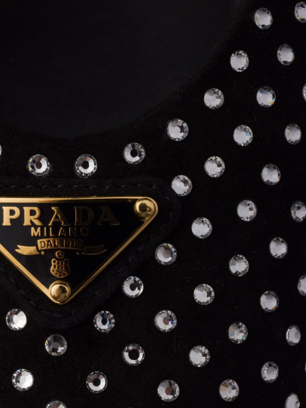 ss25---prada pre---1f797n3l53f0t7o_3_p.jpg