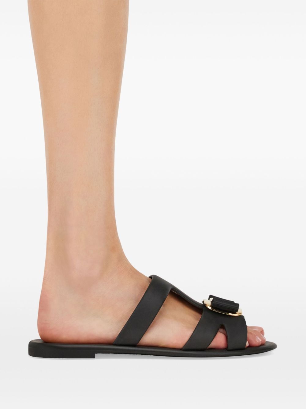 ss25---ferragamo pre---01j325779972001_1_p.jpg