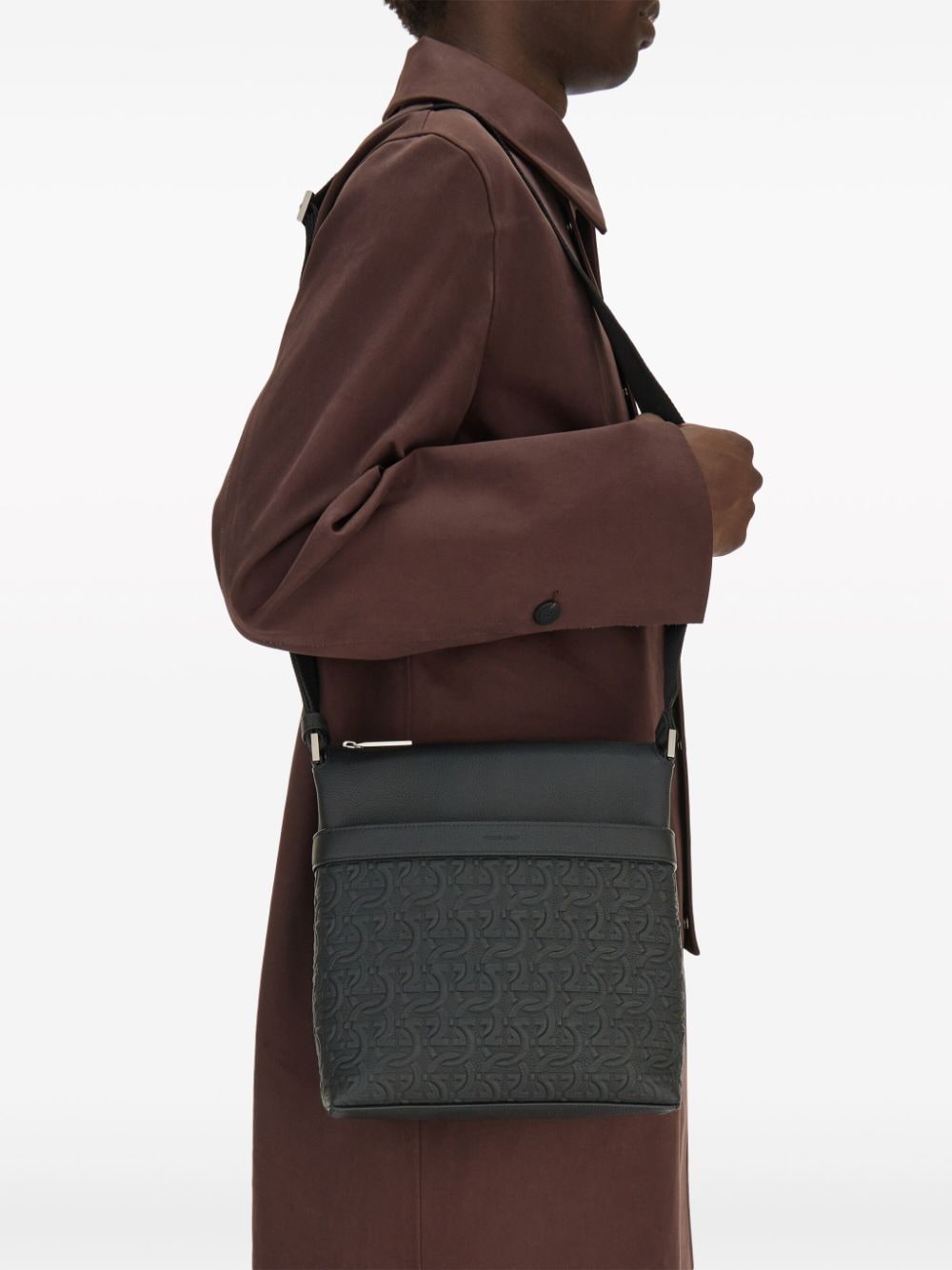 ss25---ferragamo pre---241484769480001_4_p.jpg