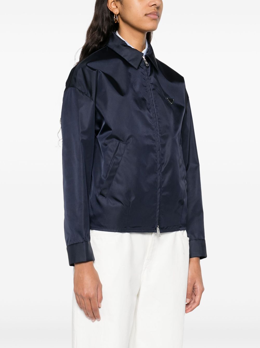 ss25---prada main---2922461wq8f0svf_3_p.jpg