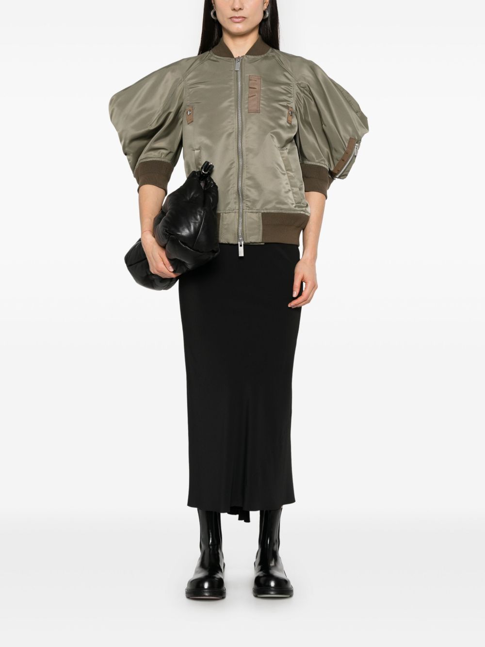 ss25---sacai pre---25-07672550_1_p.jpg