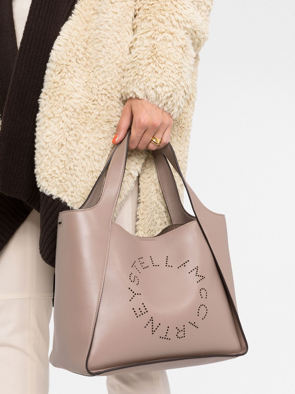 ss25---stella mccartney pre---513860w85422800_2_p.jpg