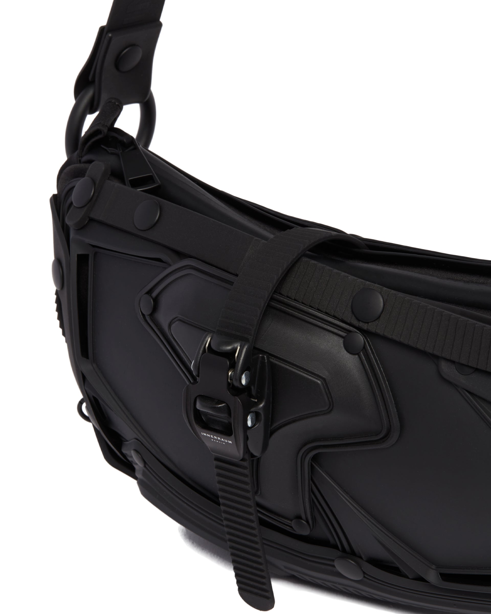 FW24-25---innerraum---I30BMBKPV00BLACKMATT_3_P_a3b0e982-2252-426c-bddc-a442388bff20.jpg