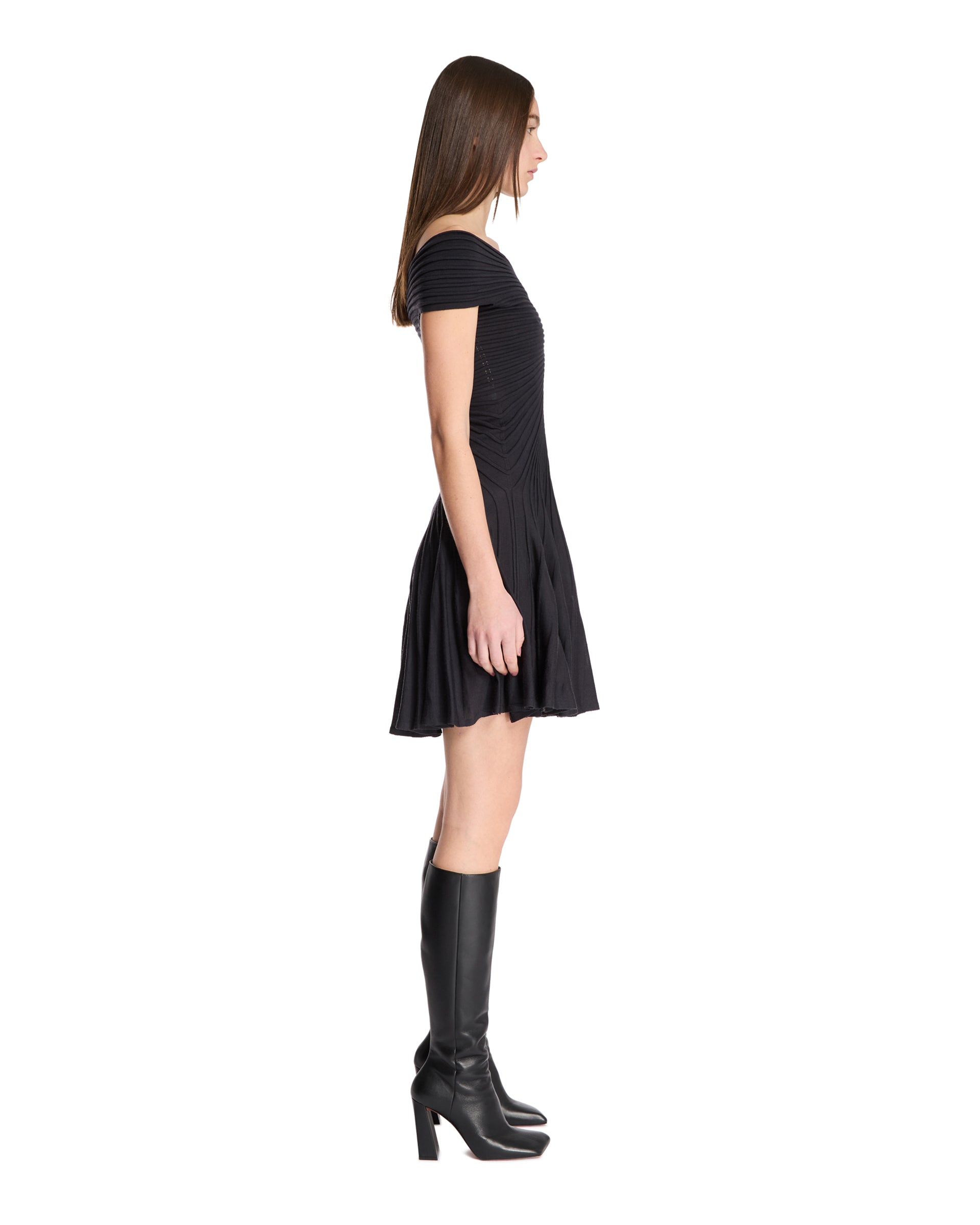 SS25---alaia---AA9R2527K010A840_3_P_1a10d368-e96b-465e-8d6b-60aae812a3eb.jpg