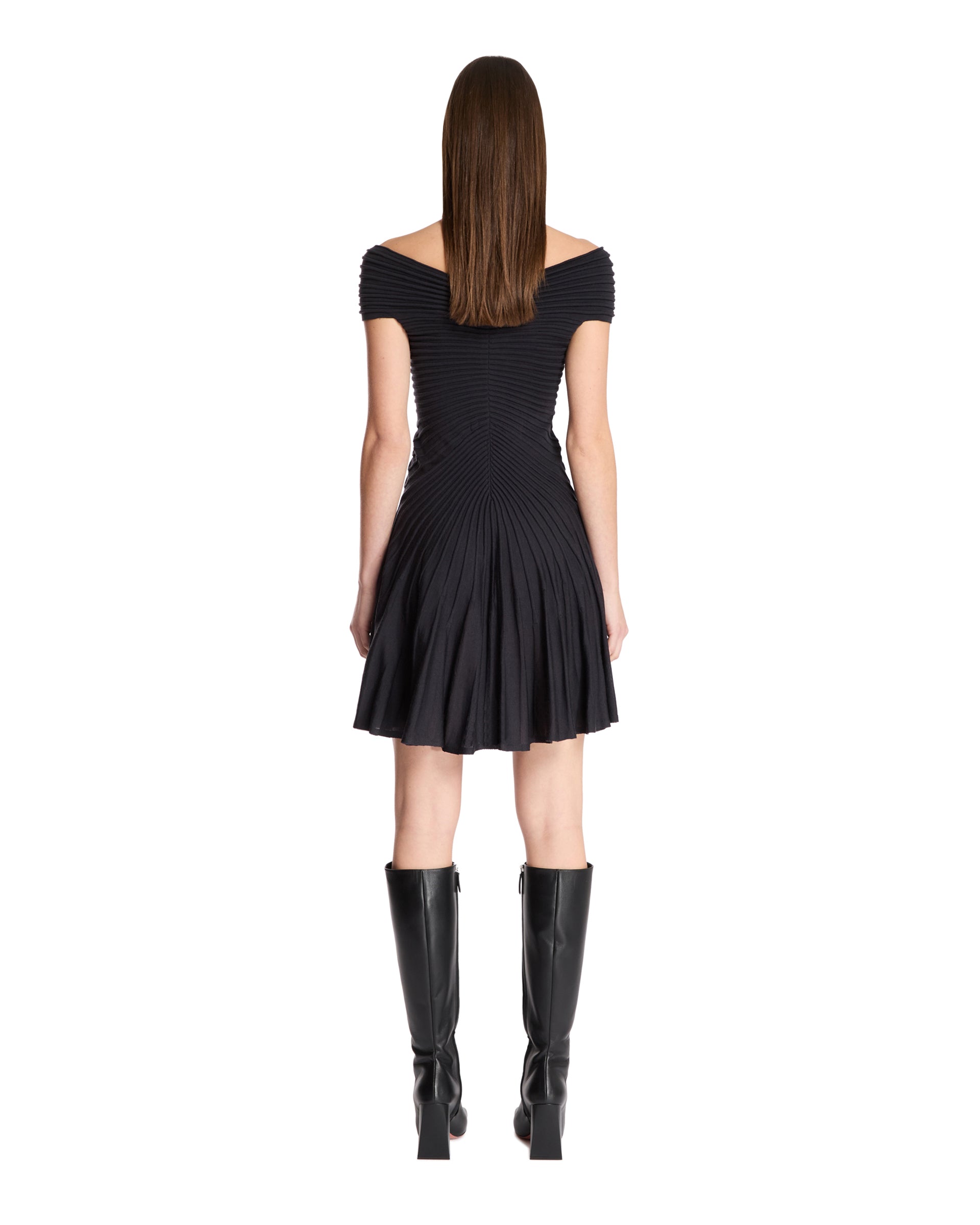 SS25---alaia---AA9R2527K010A840_4_P_e7e0da70-9f58-4b62-84a0-1713b5bc1423.jpg