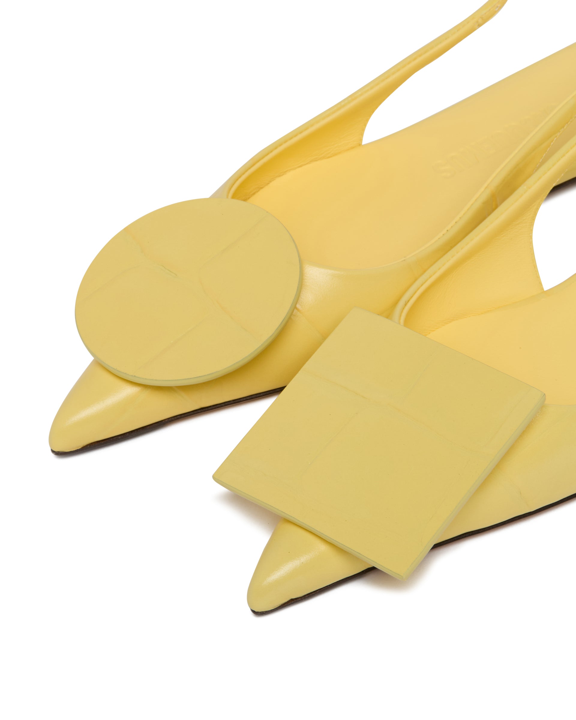 SS25---jacquemus---241FO0773164210_5_P.jpg