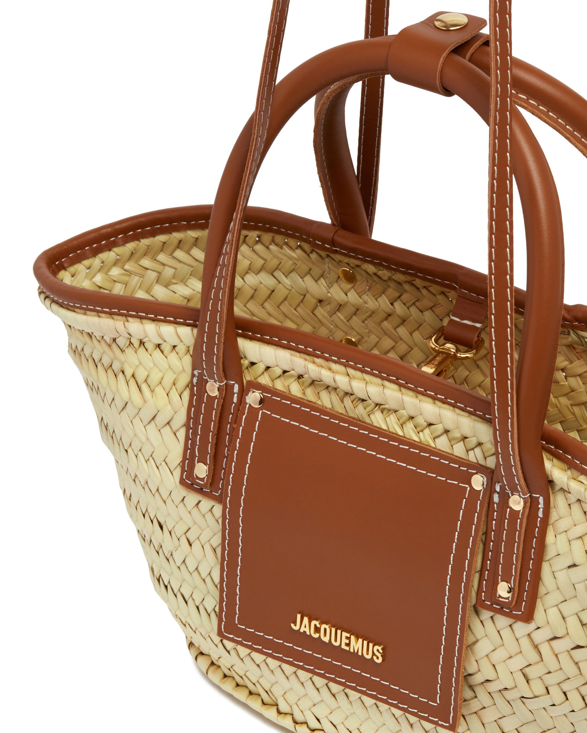 SS25---jacquemus---223BA0443072811_3_P_89c7597f-e070-4729-a5ad-3b8a1238b2ad.jpg