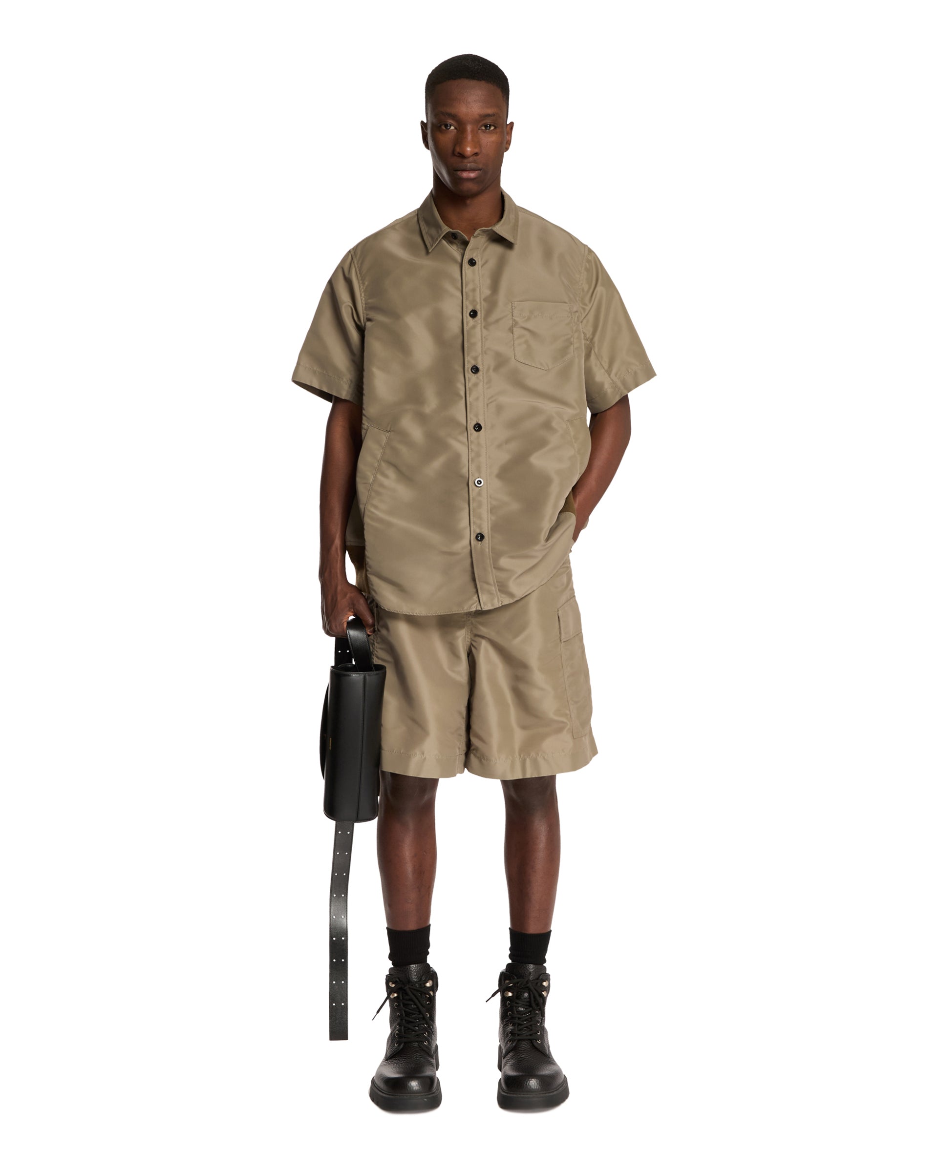 SS25---sacai---2503615M550_2_P_946c2c1d-1fed-4592-a569-0f0918add830.JPEG