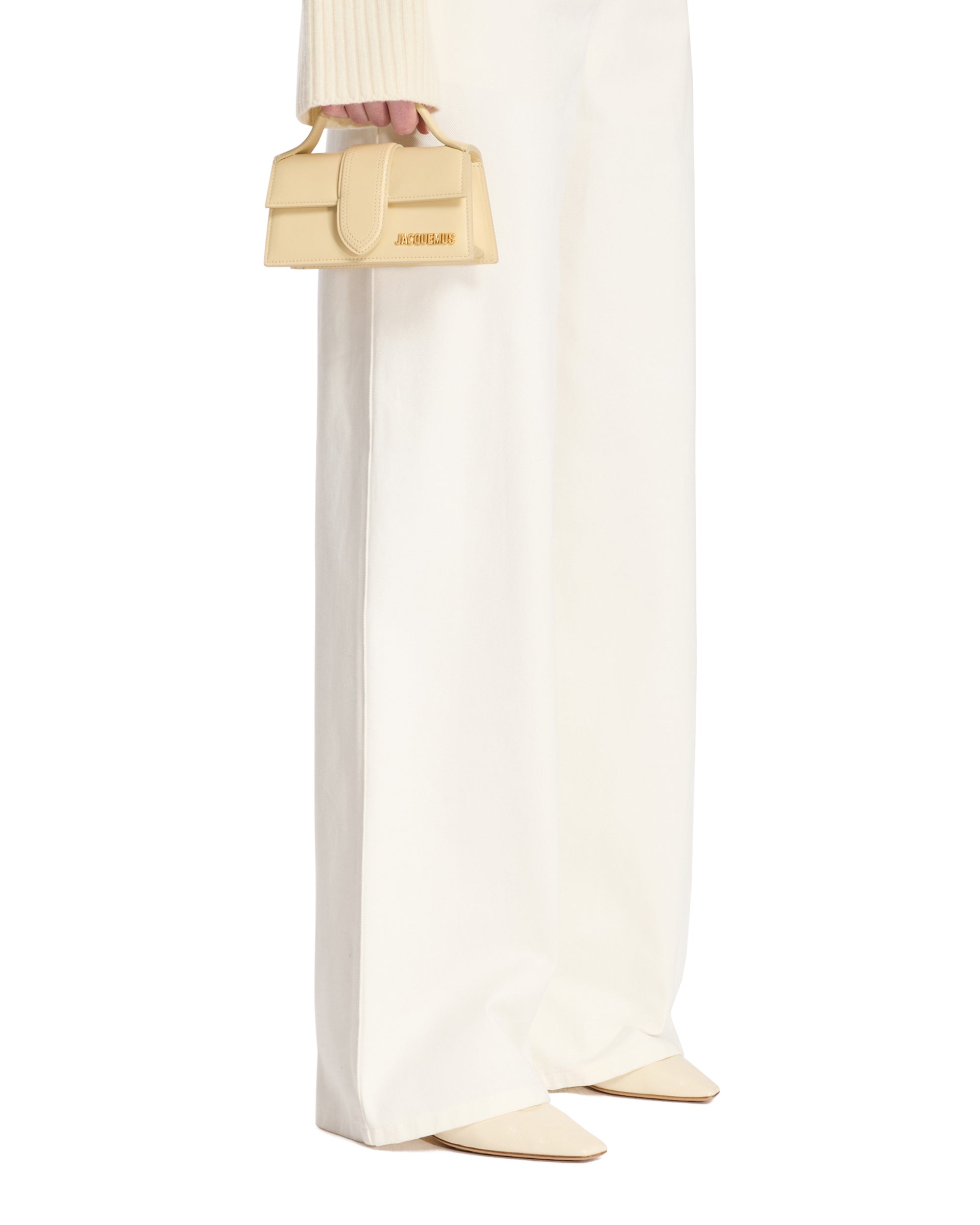 SS25---jacquemus---213BA0063060120_2_P.jpg