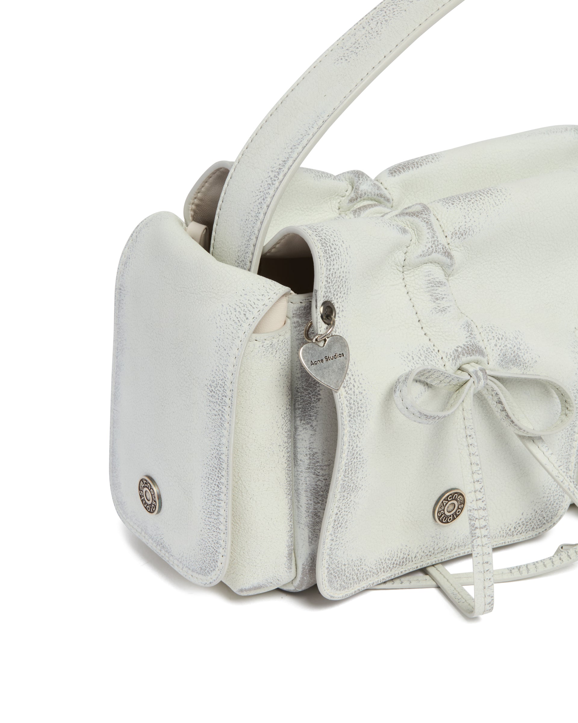 SS25---acne_20studios---A10368_AHX_3_P_1637c4c3-945a-4b15-922b-c2cf189e0a2e.JPEG