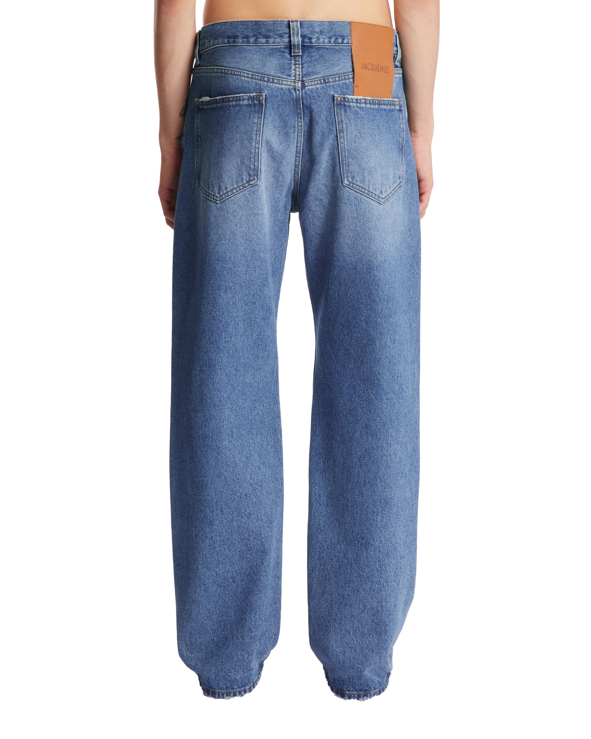 SS25---jacquemus---245DE028151333C_4_P_25f1794c-0055-4f0d-8019-11c4f83a1966.JPEG
