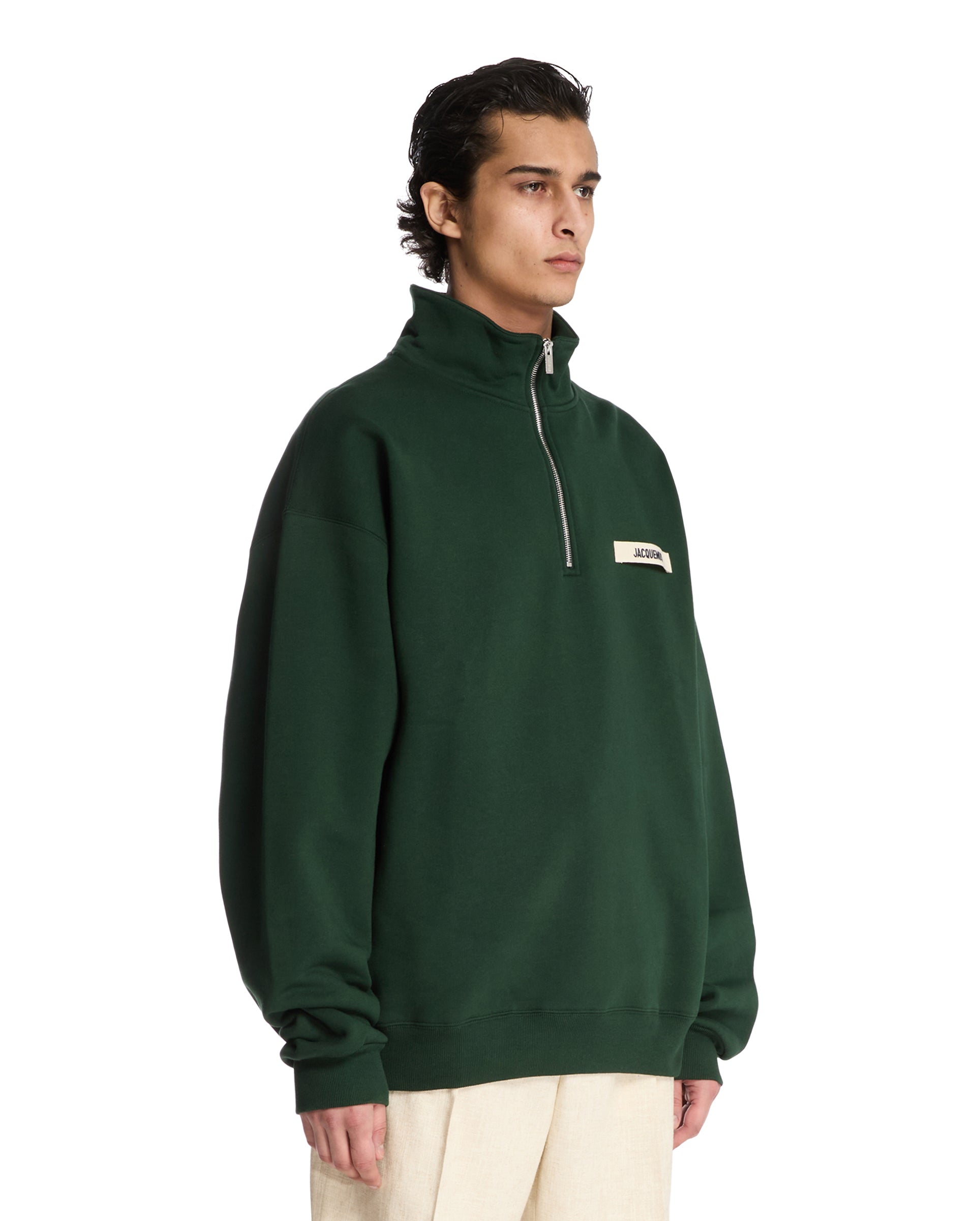 SS25---jacquemus---255JS2832458591_1_P_41f26058-8d62-4208-9e3f-2f90f6c10587.JPEG