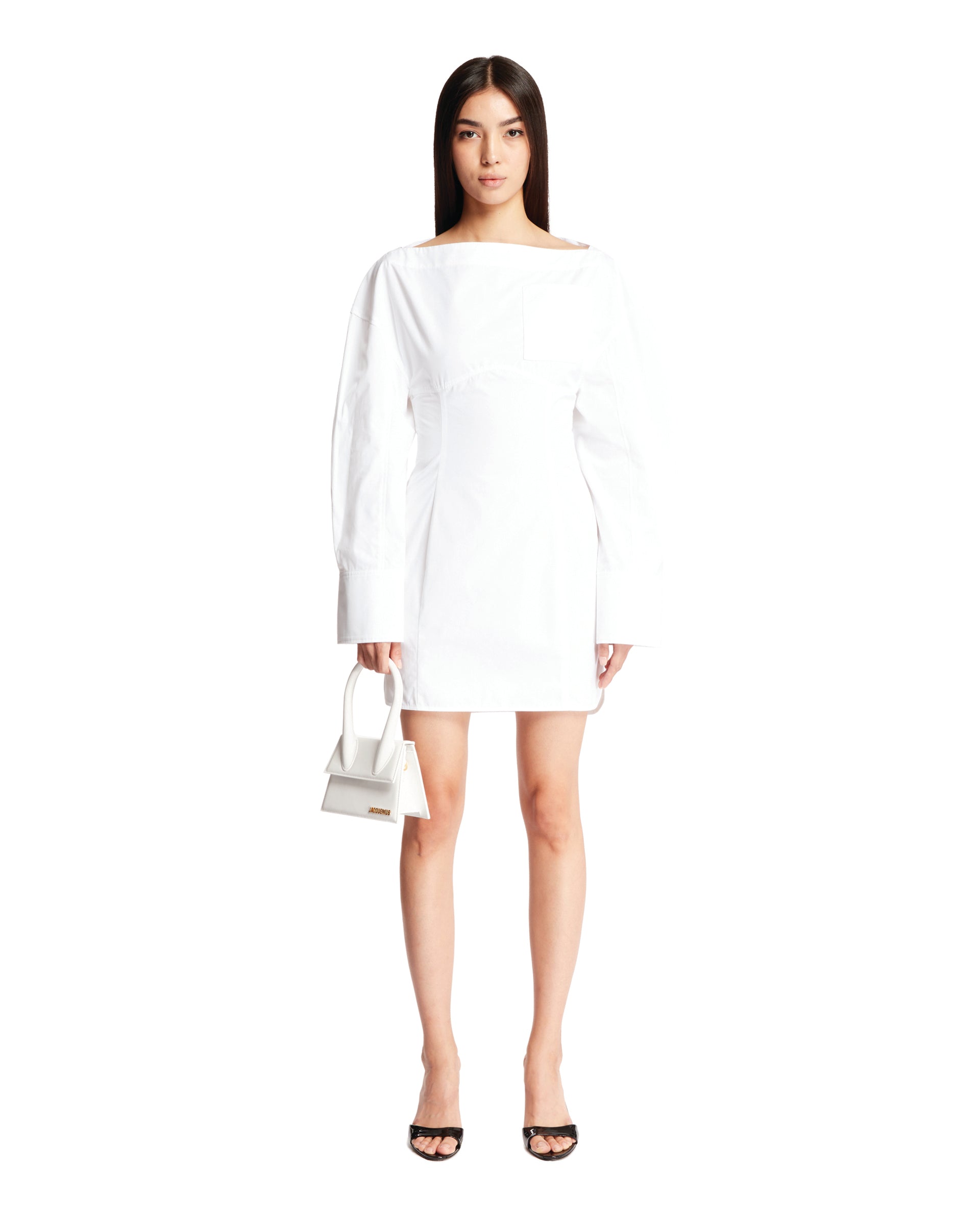 SS25---jacquemus---243DR1991520100_2_P_ffdb8e03-0461-40a9-a45d-e8cb61424e0b.JPEG
