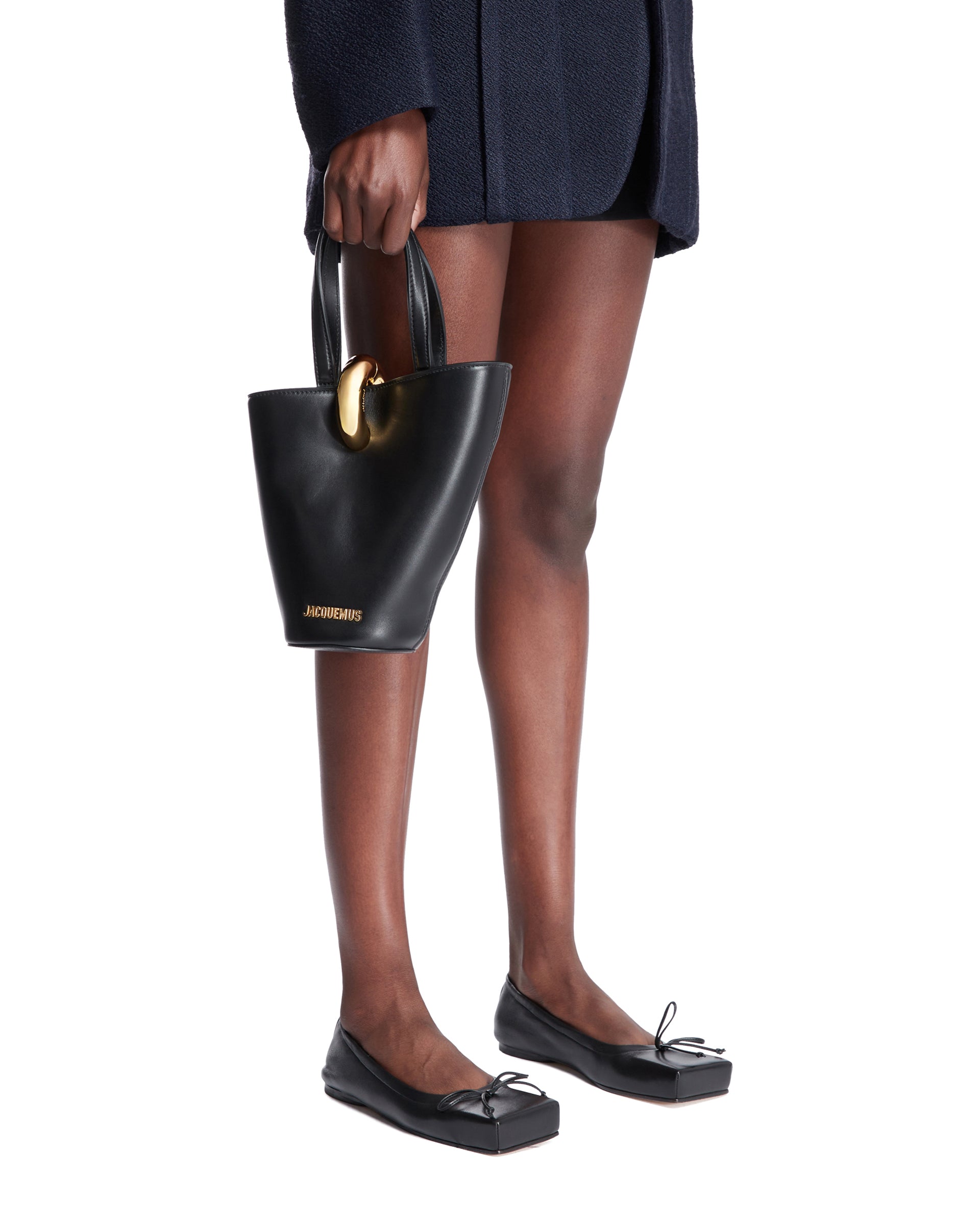 SS25---jacquemus---243BA3893173990_2_P.jpg