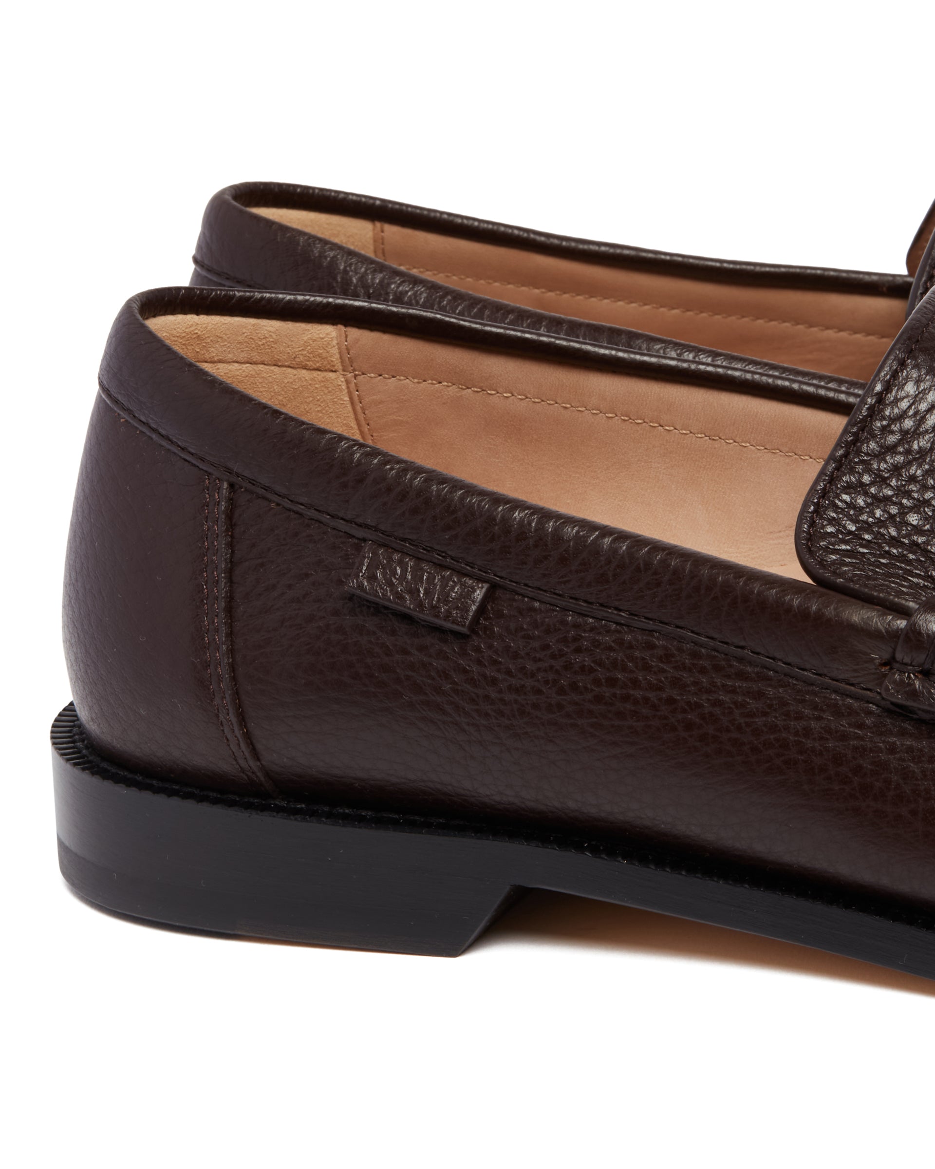SS25---loewe---M816290X463468_5_P_ed3a4f8c-d9fc-4c24-8484-60e4b272f9be.JPEG