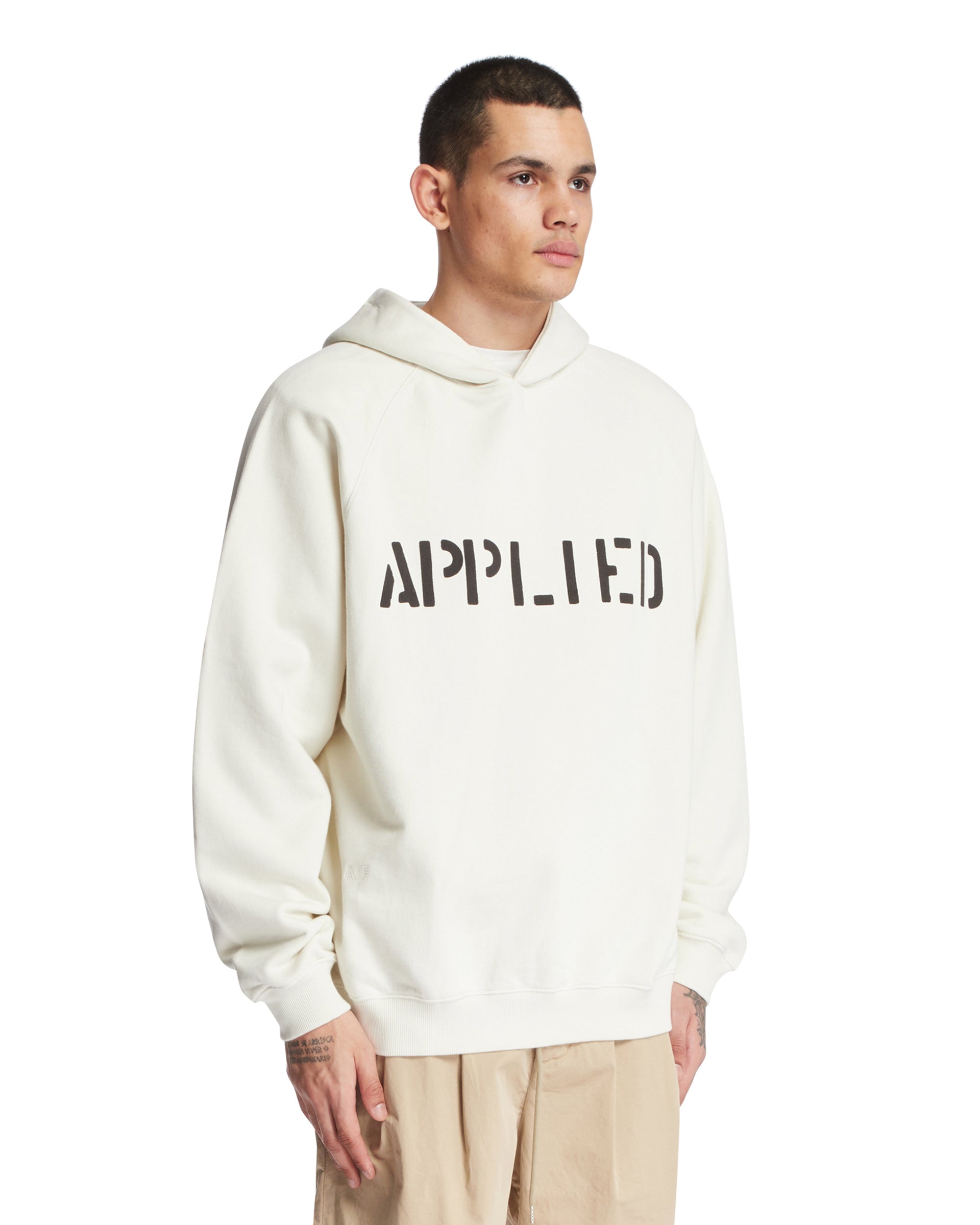 SS25---applied_20art_20forms---100256CE_1_P_da5f1e04-7748-41d2-a6a9-6963a2592a86.JPEG