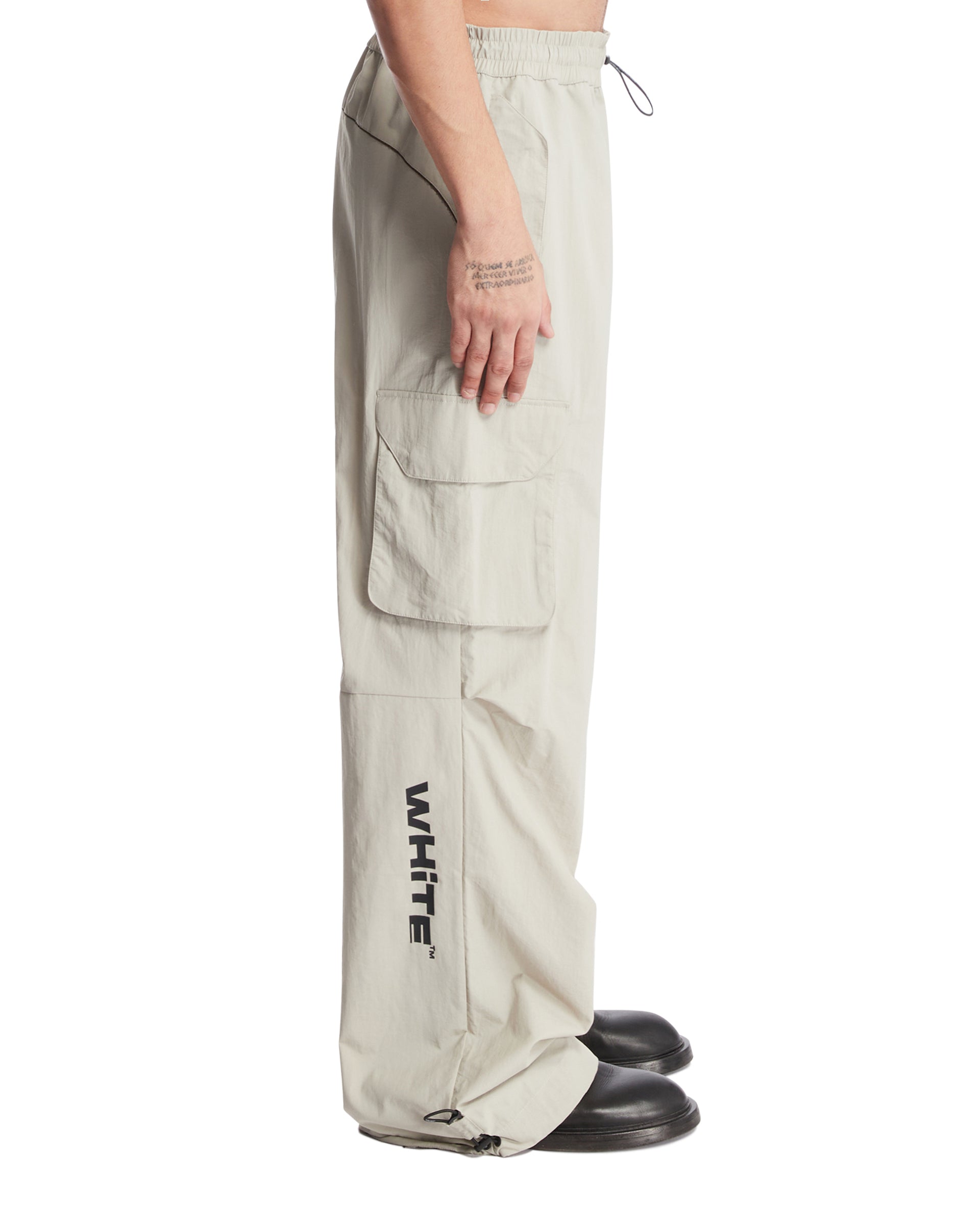SS25---off-white---OMCJ037S25FAB0010500_3_P_3c84a790-079c-4bb5-8b14-ed3e727df620.JPEG