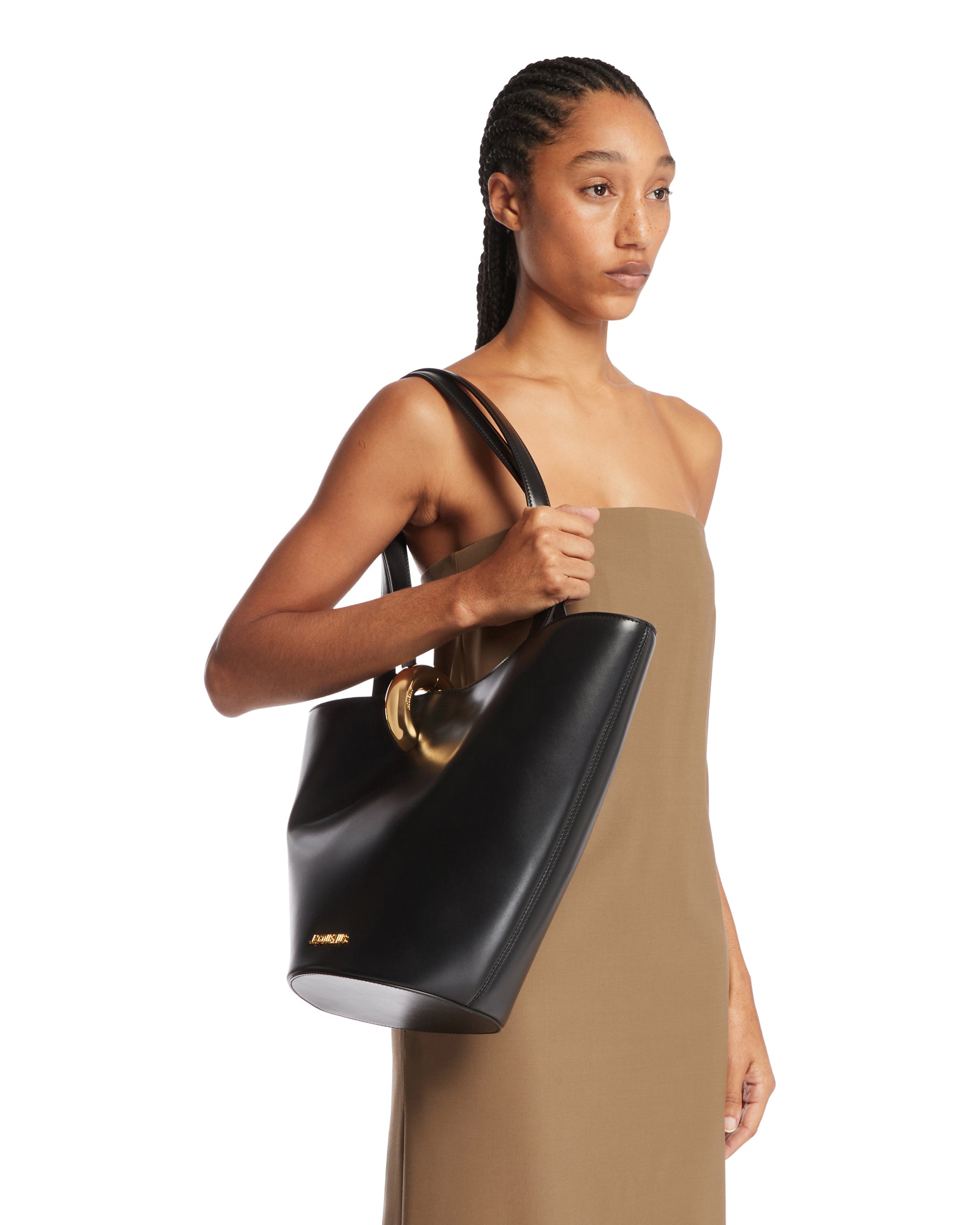 SS25---jacquemus---251BA4123173990_2_P.JPEG