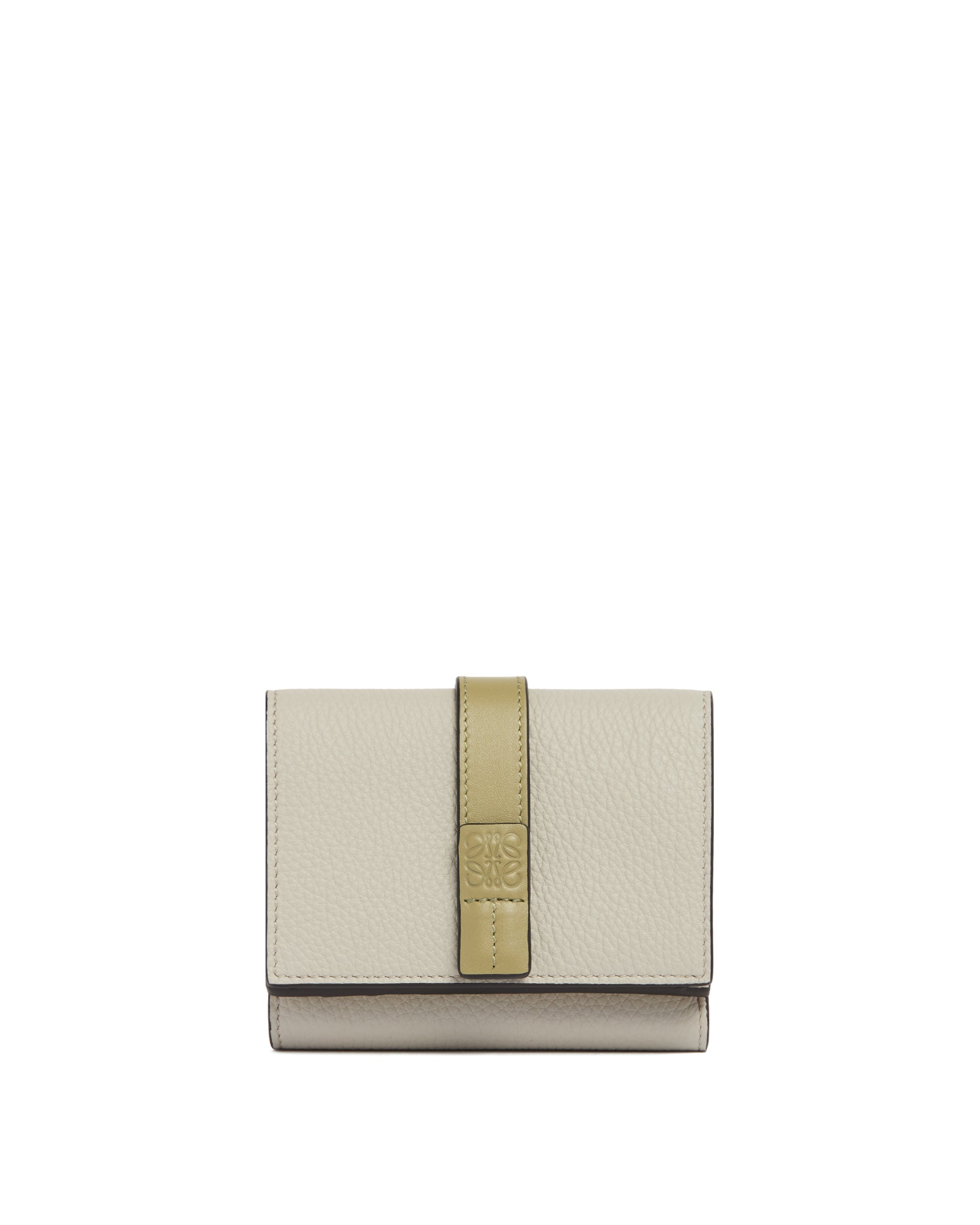 SS25---loewe---C660TR2X035666.JPEG