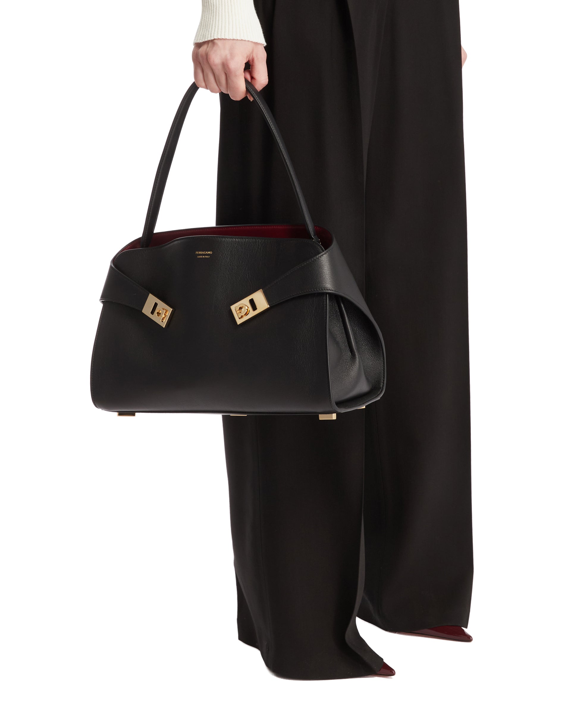 SS25---ferragamo---219816007_2_P.JPEG