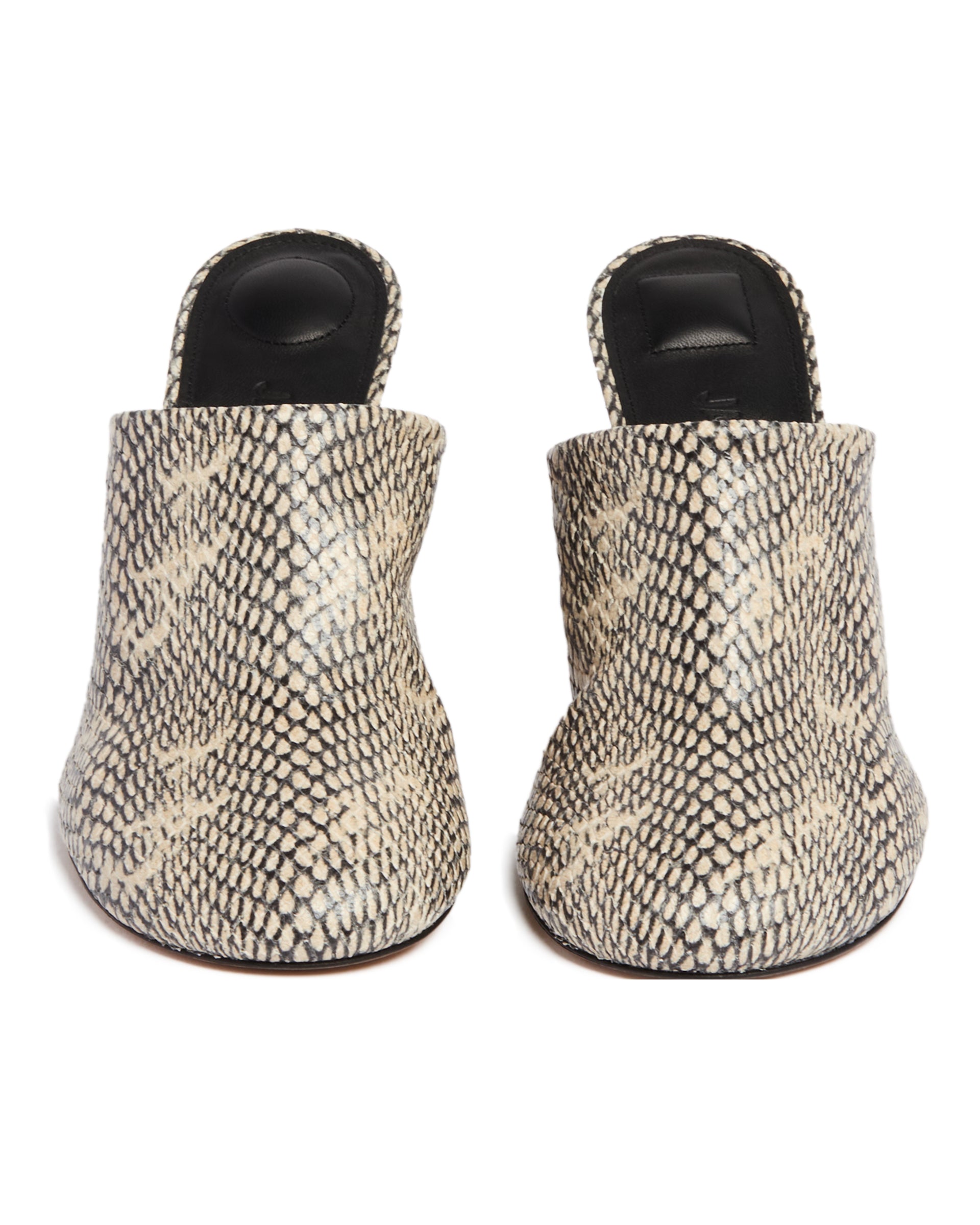 SS25---jacquemus---251FO1613233150_3_P.JPEG