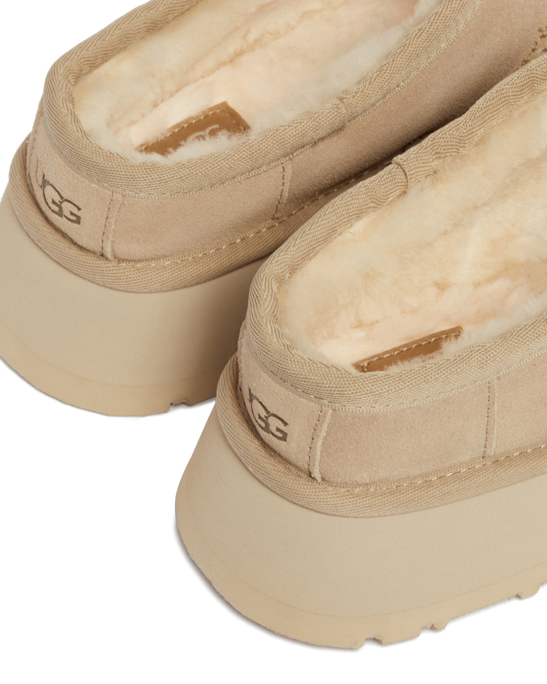 SS25---ugg---1167612MDSD_5_P_5a894f63-fabd-4297-b497-b4db24298ce6.JPEG