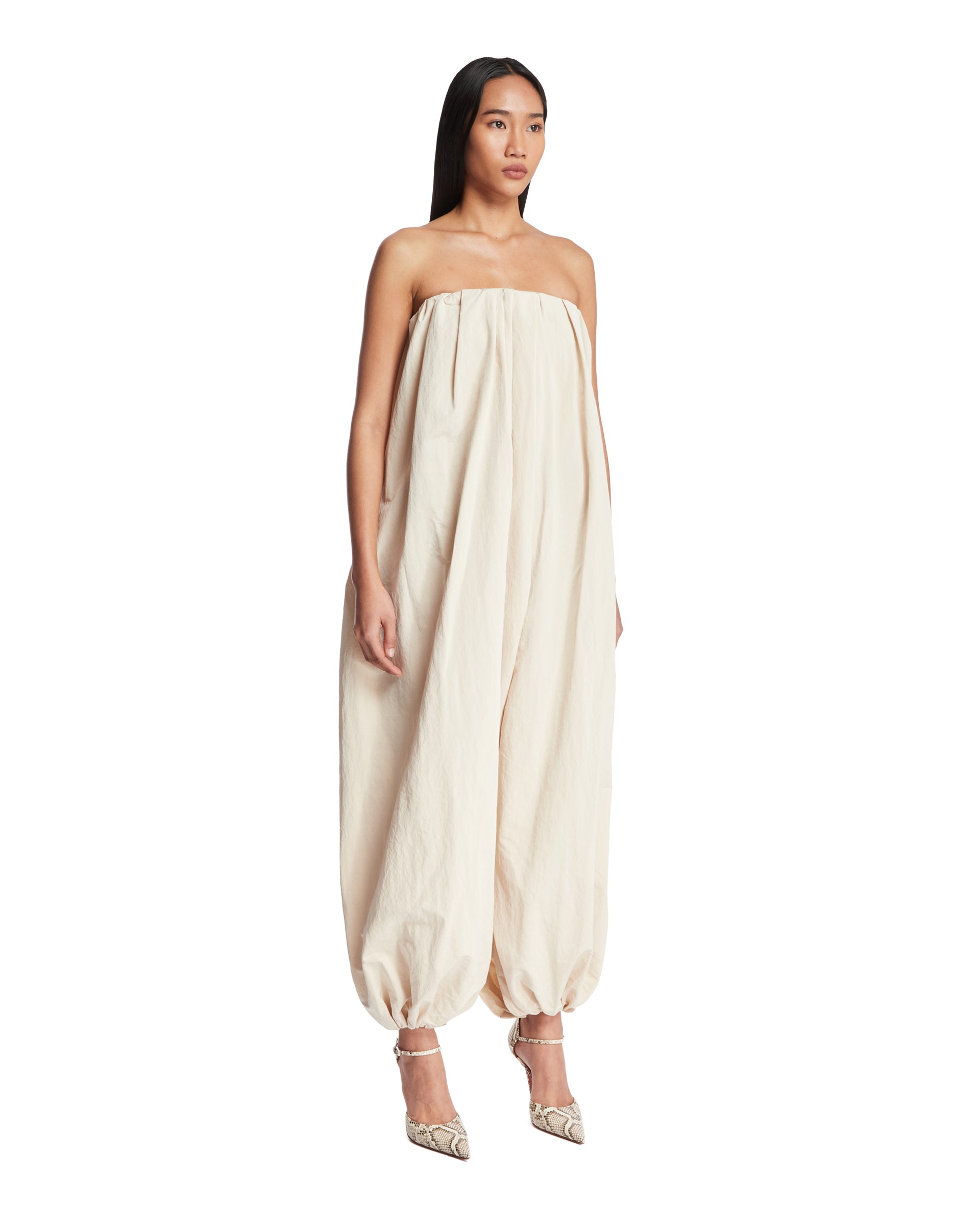 SS25---jacquemus---251PA1331714110_1_P.JPEG